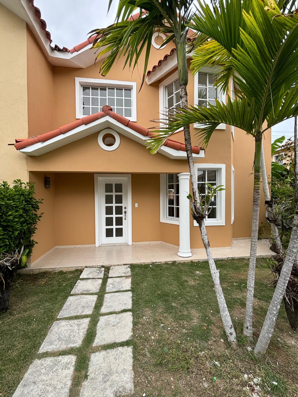 Hermosa villa tipo Townhause