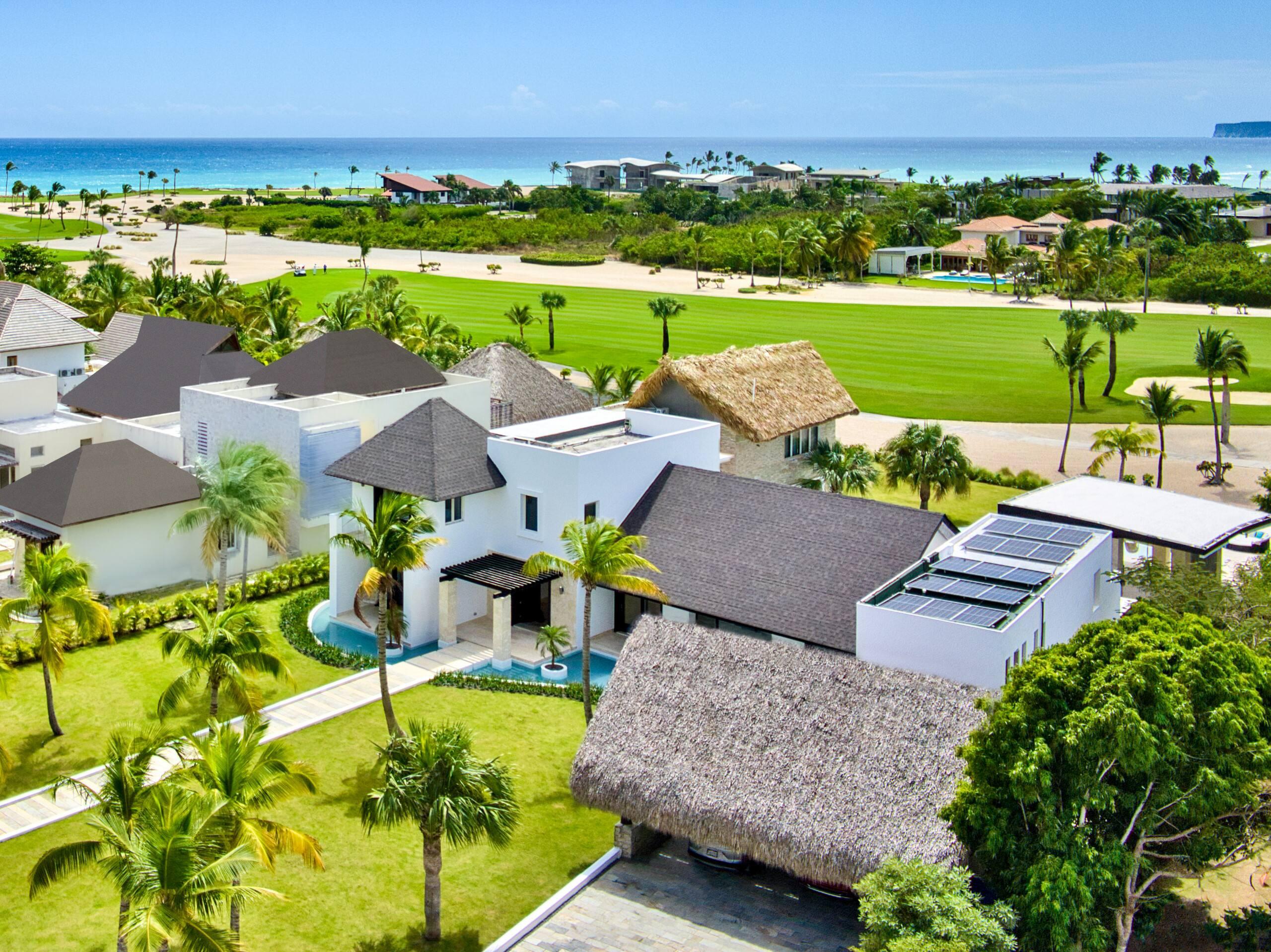 Espectacular villa con vista al campo de golf Punta Espada, Punta Cayuco.
