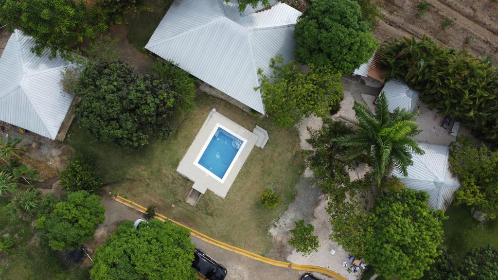 Finca con gazebo y piscina 20 tareas Guanuma Yamasa