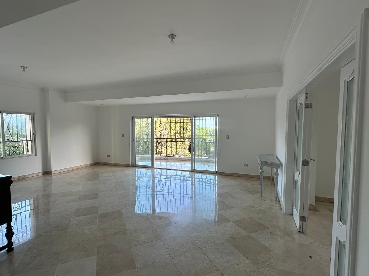 Exclusividad y Lujo en Av. Anacaona: 320m², Un Apto por Piso