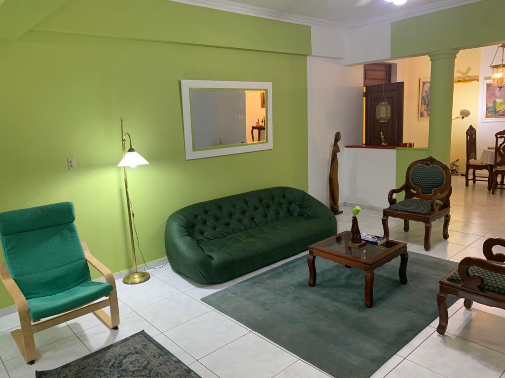 Venta de apartamento de 3 habitaciones y 2.5 baños en Gazcue