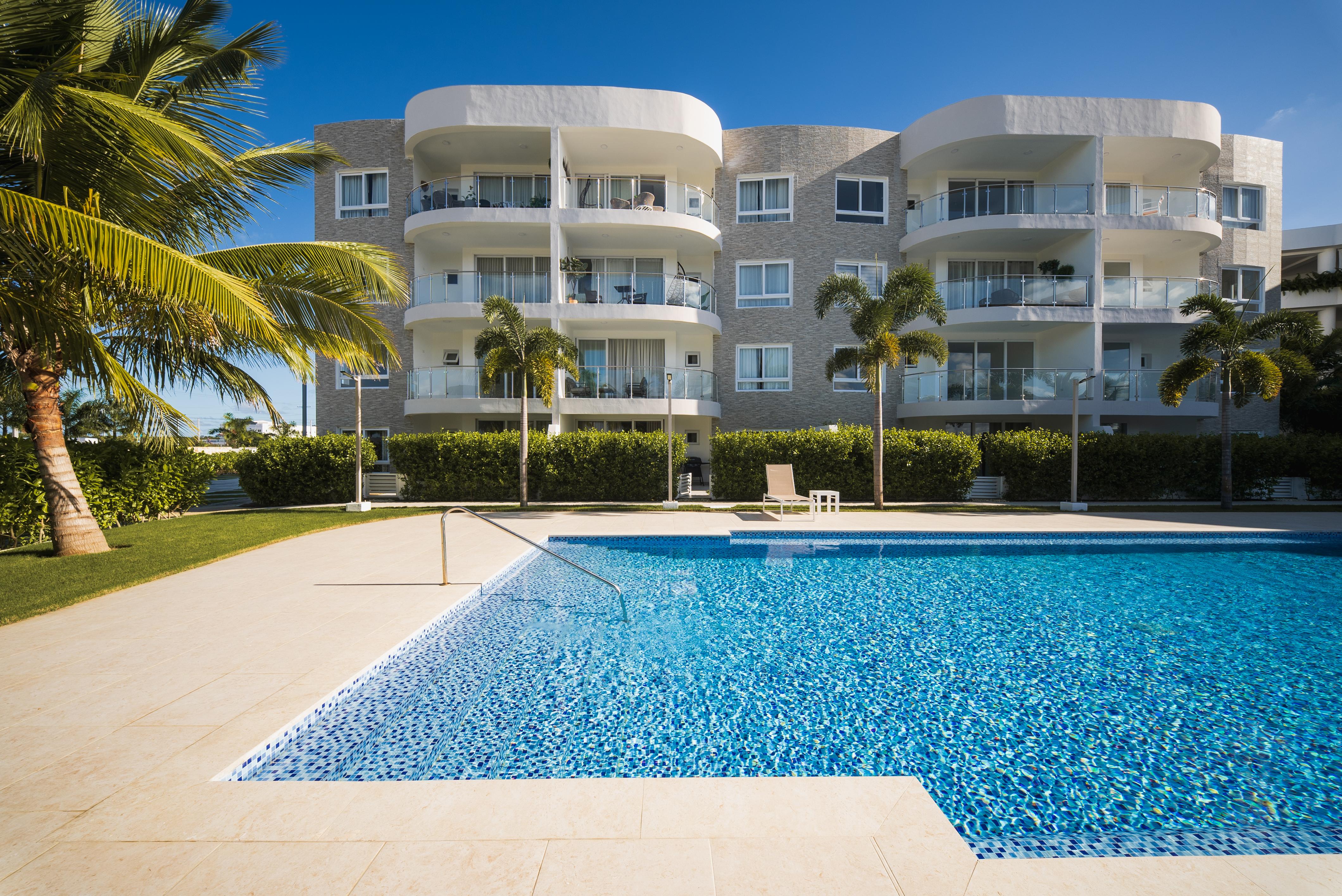 Apartamentos con Estilo Resort y Acceso a Playa