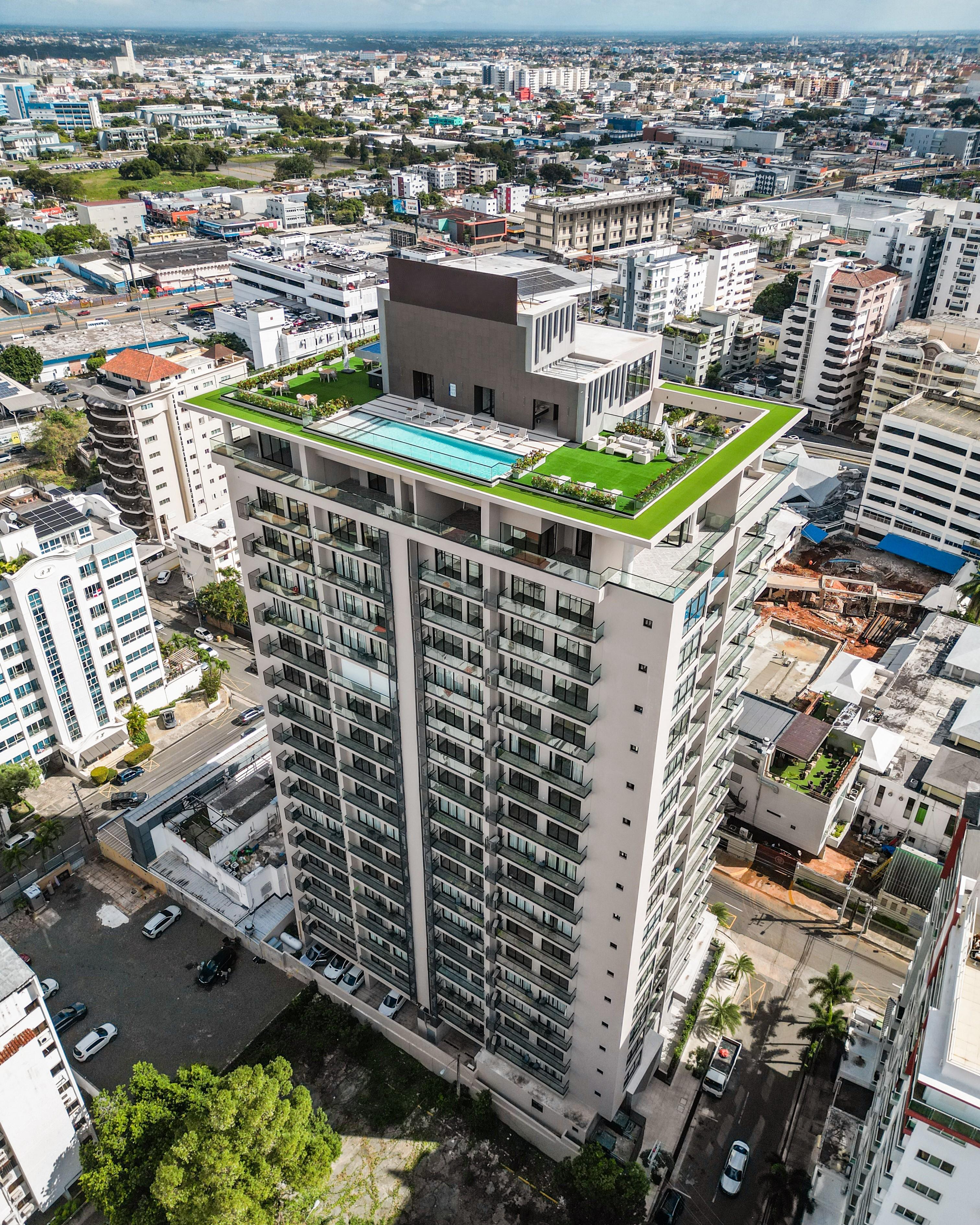 Apartamentos Exclusivos Amueblados con Administración Hotelera en Naco