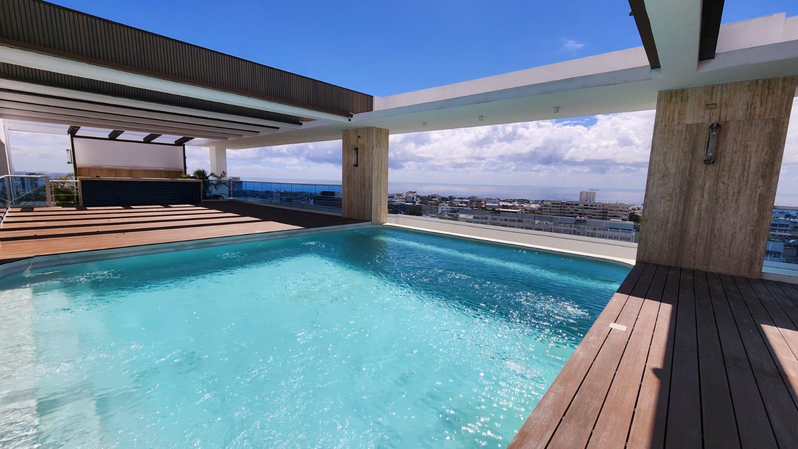 Apartamentos de 3 habitaciones con estudio y 3 parqueos en Bella Vista Sur