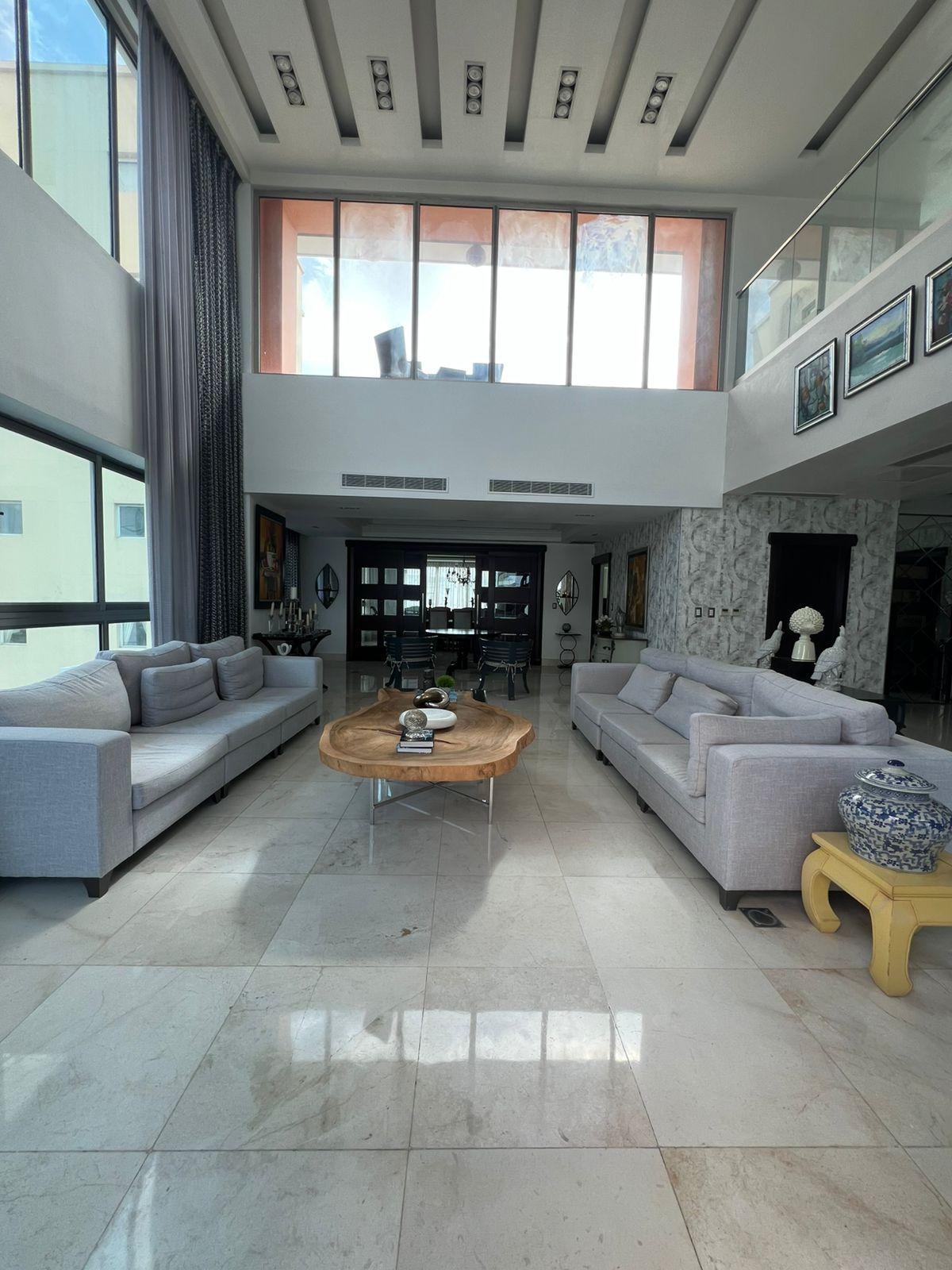 Penthouse de lujo amueblado en alquiler – Los Cacicazgos