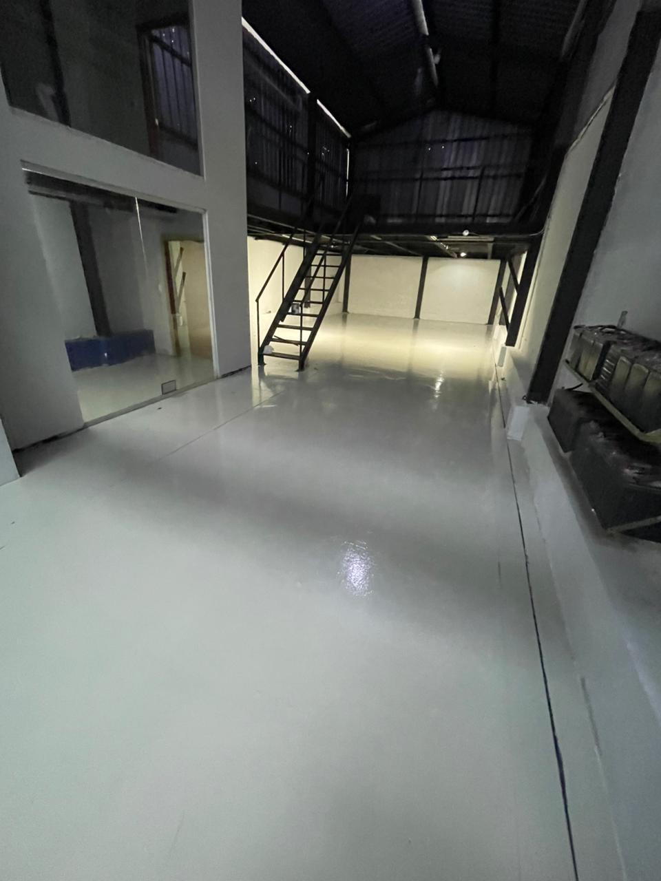 🏭 Nave Comercial en Alquiler