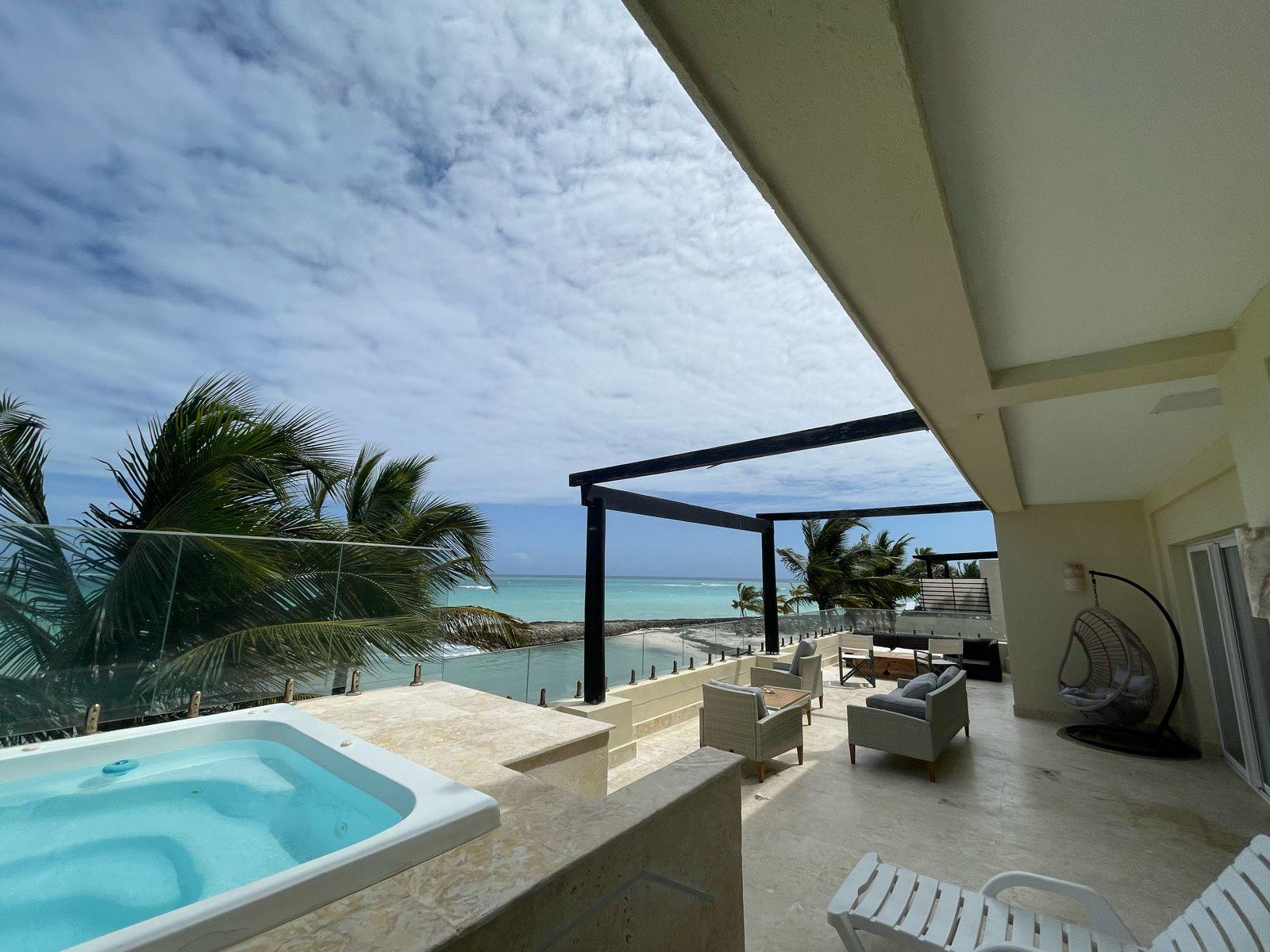 Apartamento en Alquiler en Cap Cana Frente a la Playa | 2 Habitaciones