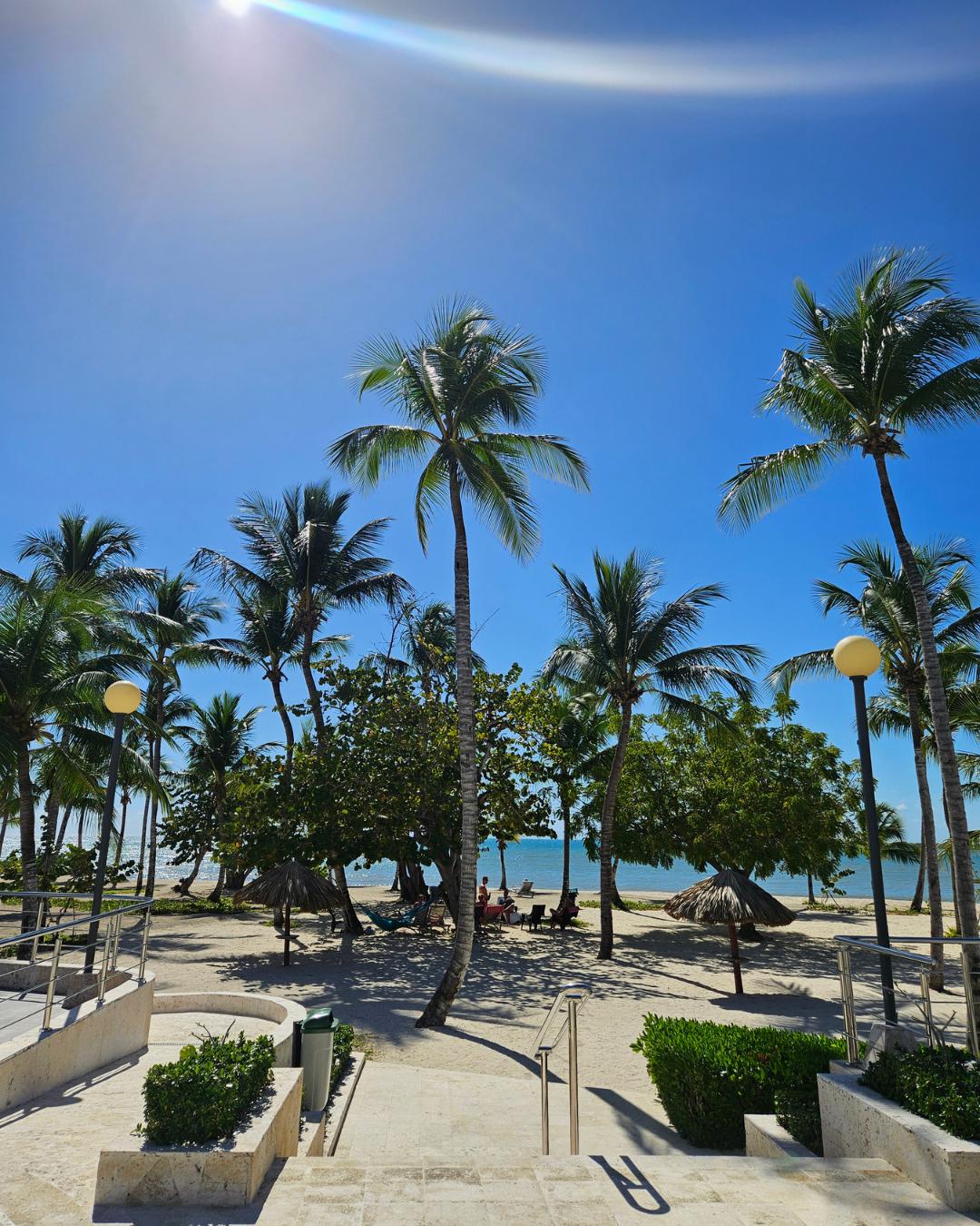 Apartamento en venta en Playa Nueva Romana frente al mar 2 habitaciones