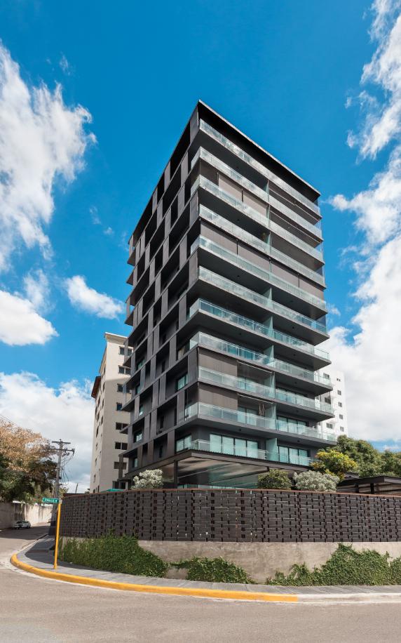 Apartamento en renta "Torre Barletta"