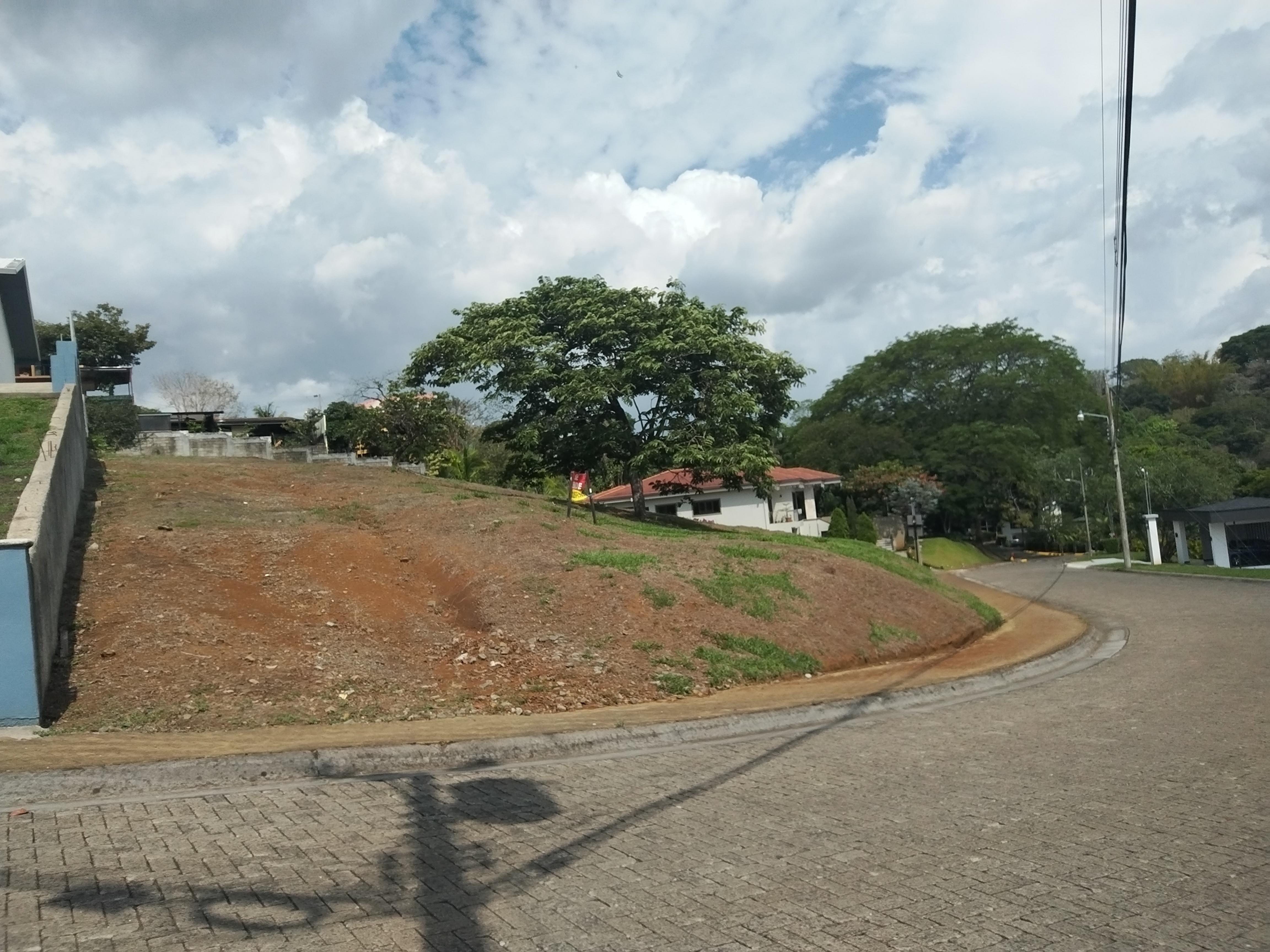 Land at Hacienda del Paseo