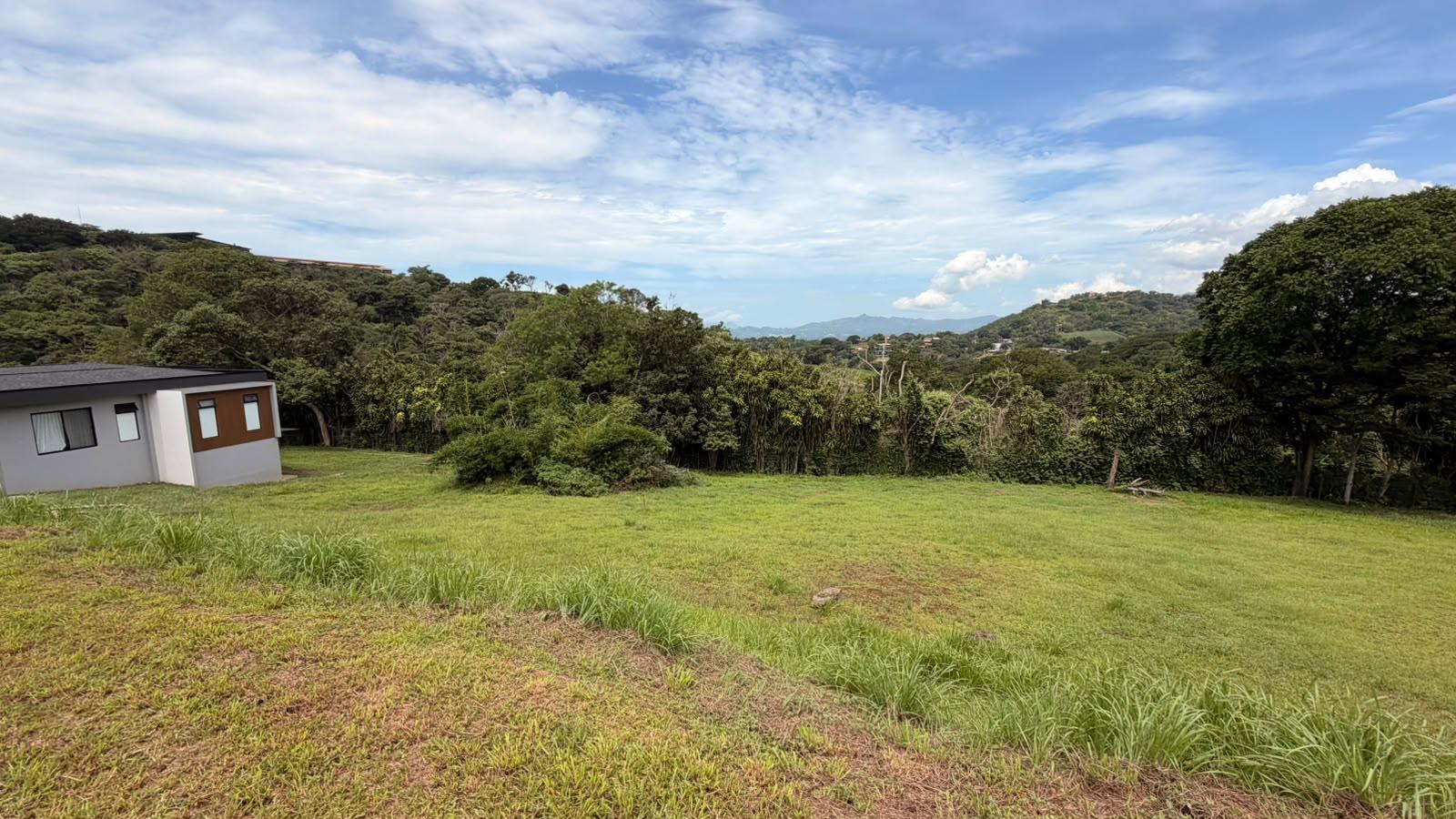 Terreno en Hacienda del Paseo