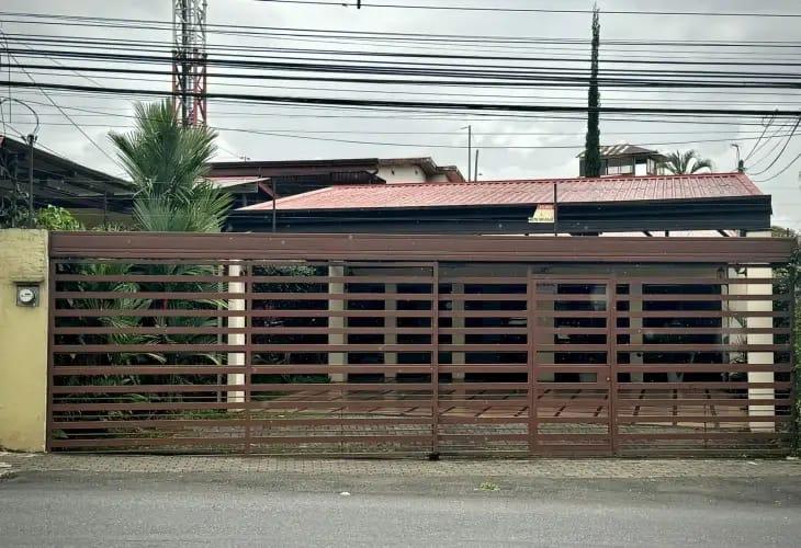 House at Grecia