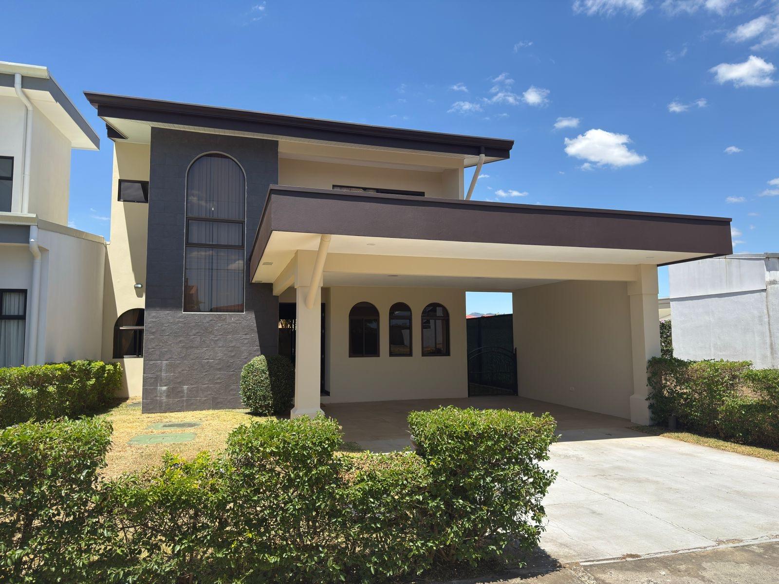 House at Puente de Piedra