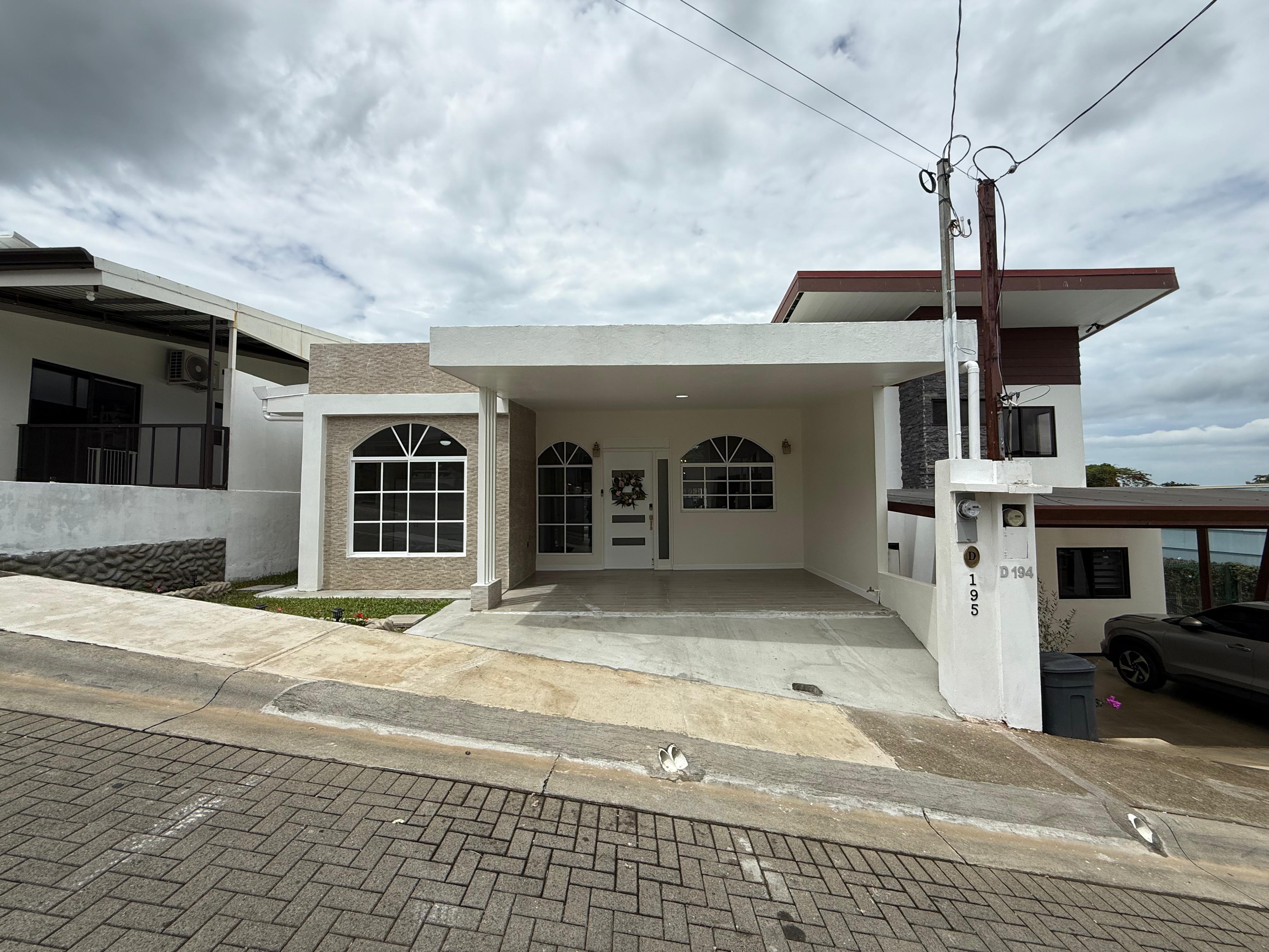 House at Condominio Montezuma