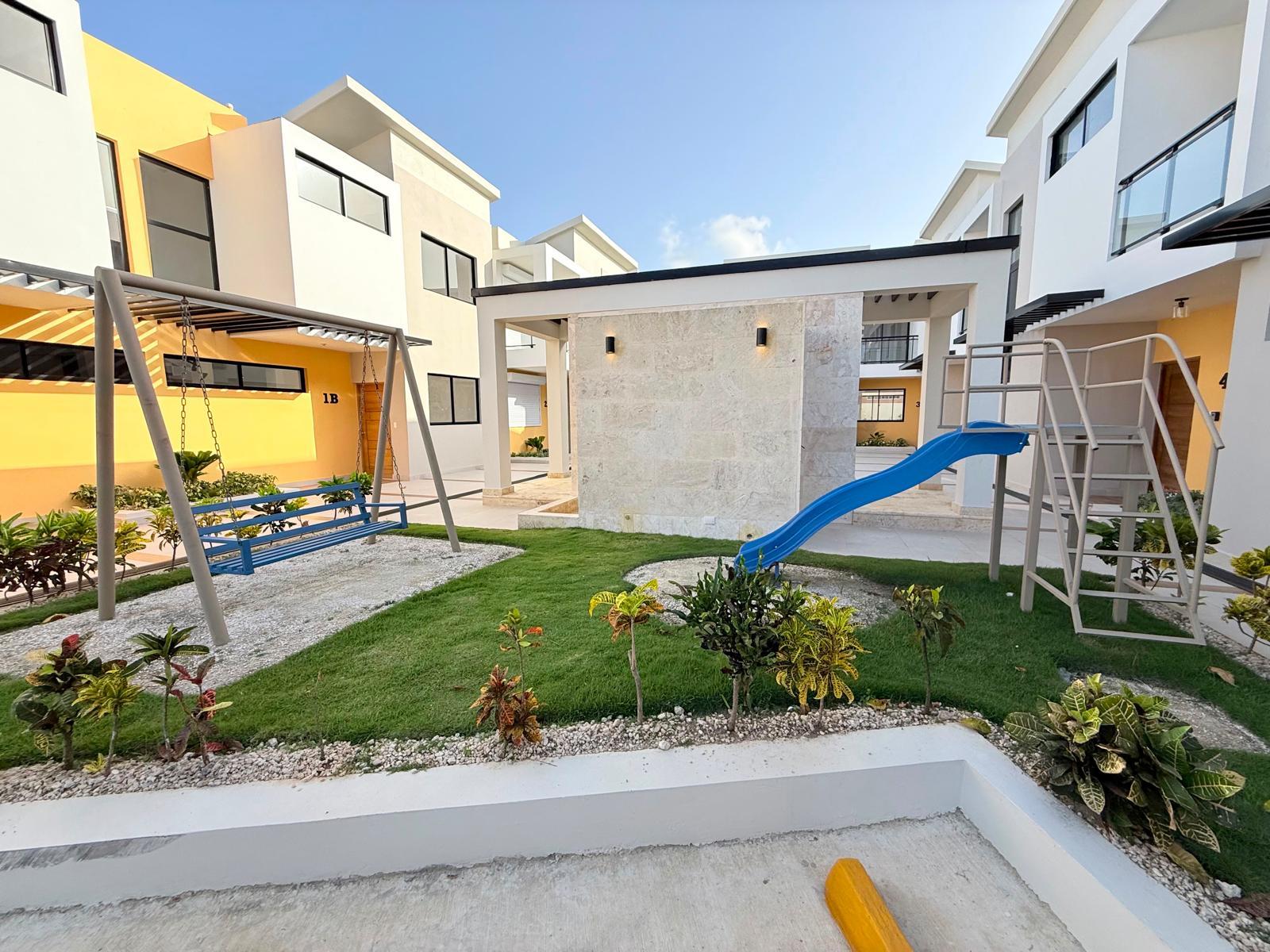 Modern 2-Bedroom Townhouse