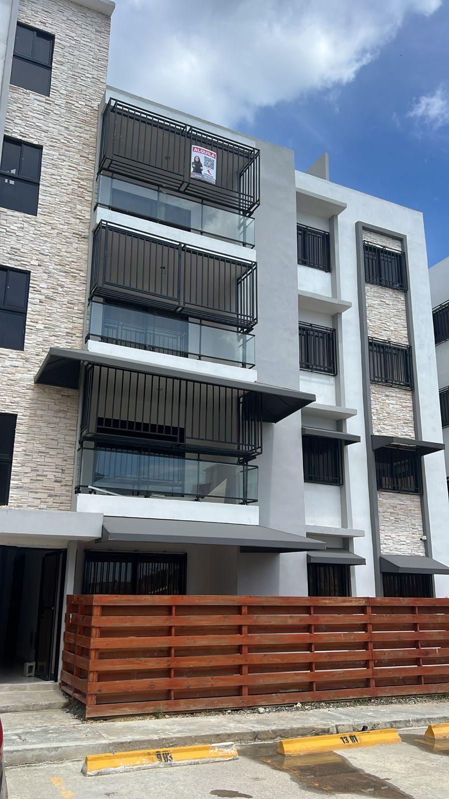 Apartamento Penhouse de Alquiler con Terraza exclusiva apartamento Vista al Mar