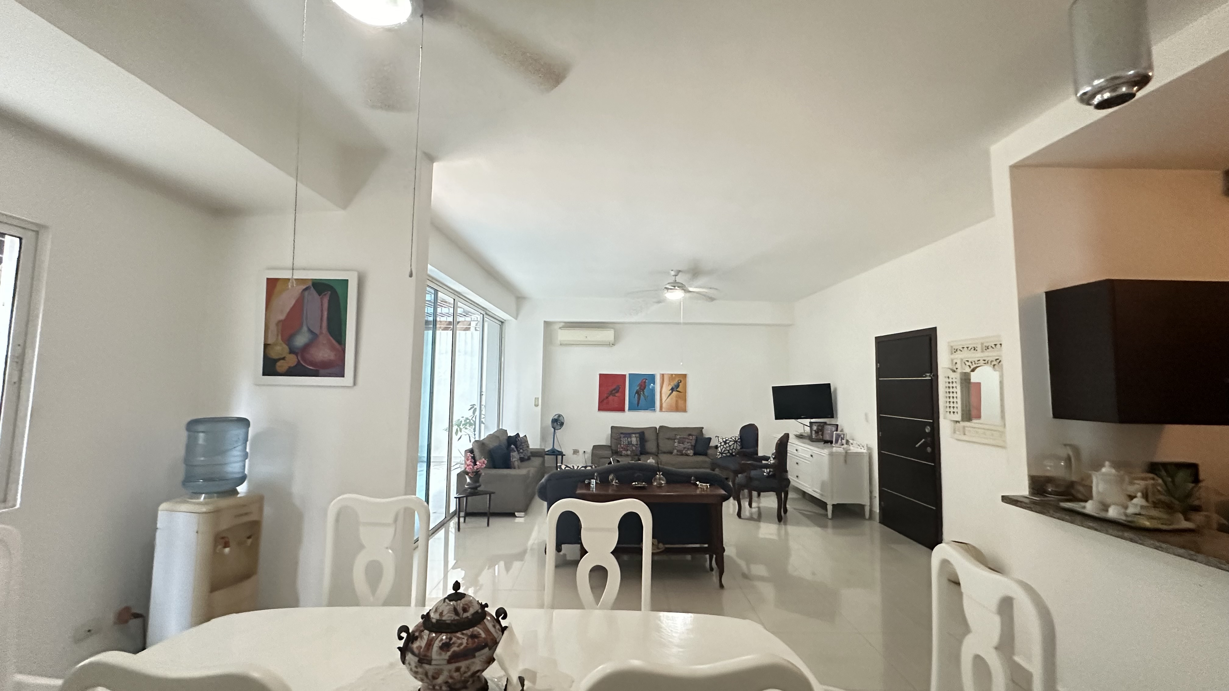 Apartamento en venta de 2 habitaciones y terraza en NACO