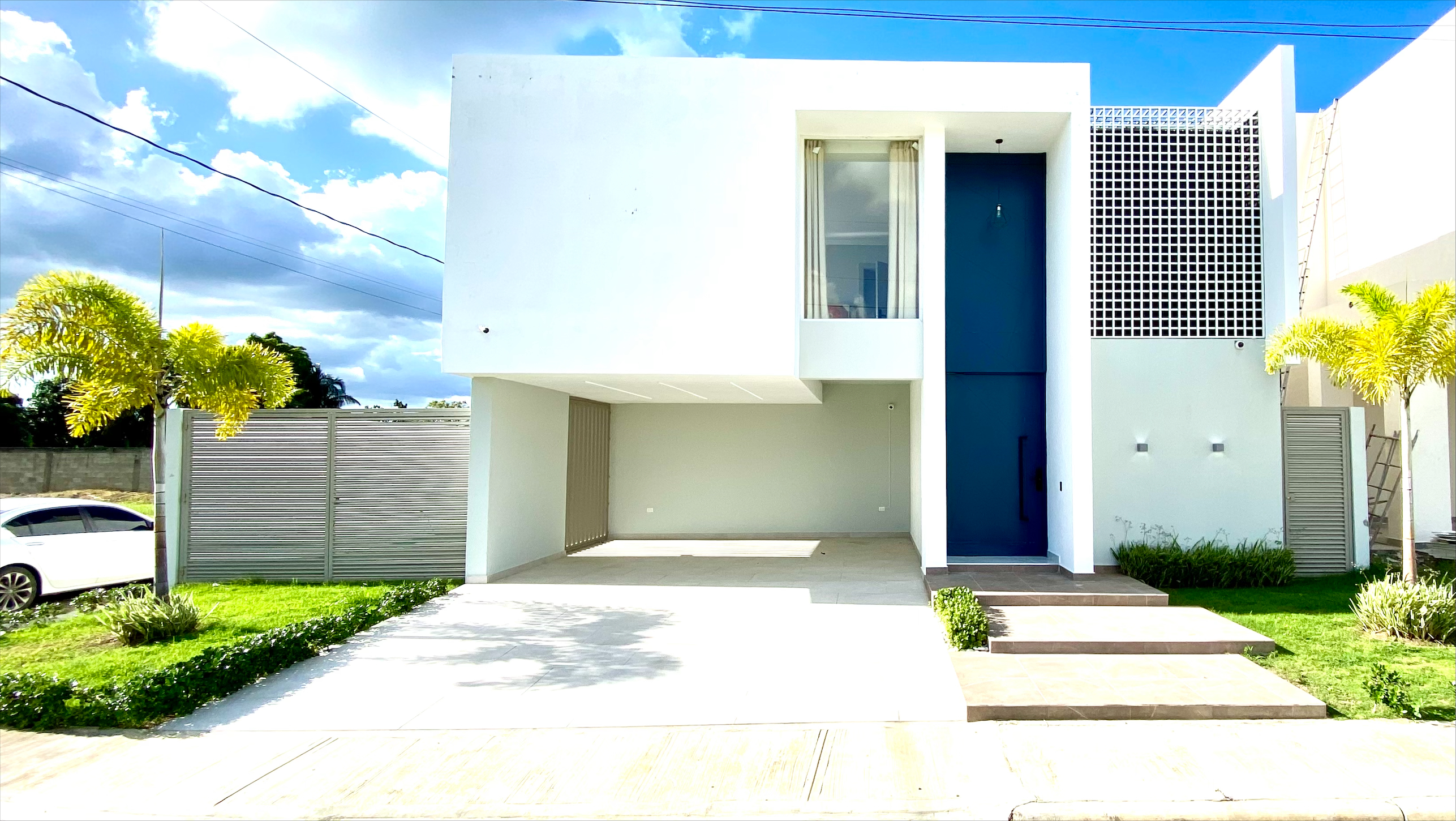 Encantadora villa con piscina en urbanización exclusiva de sfm