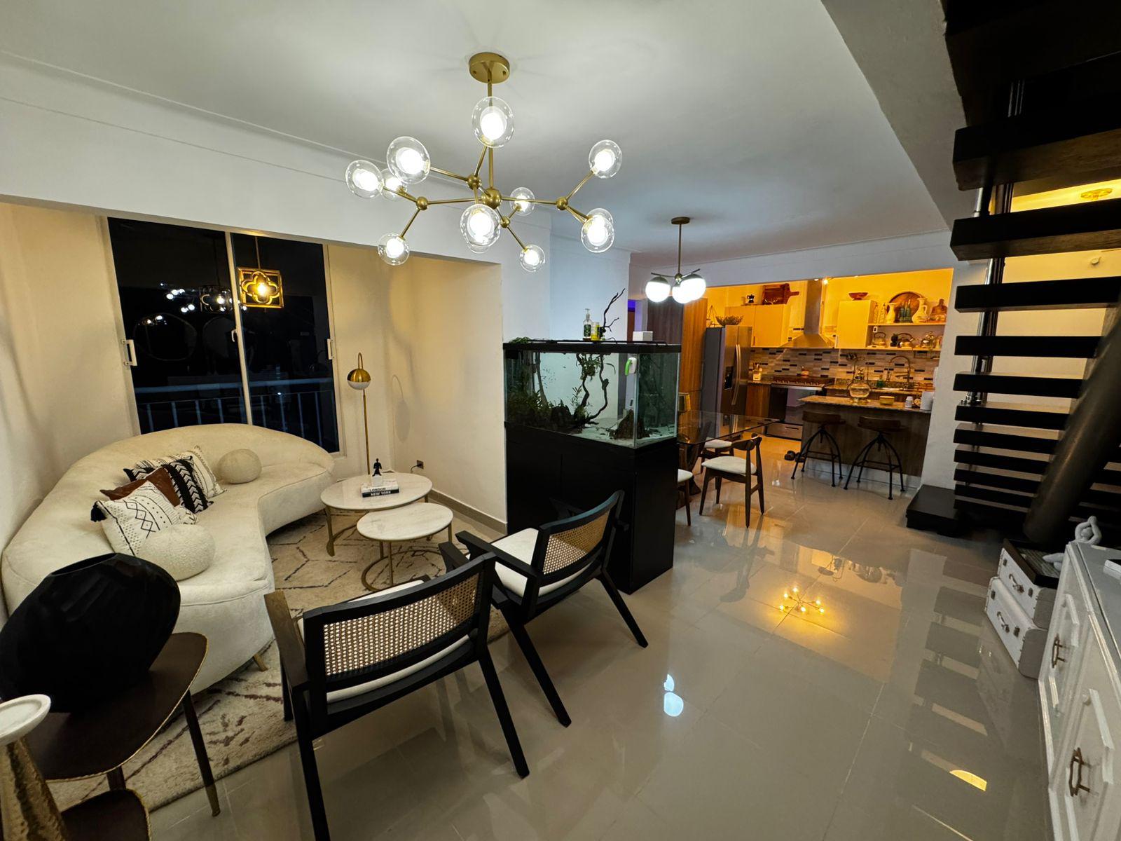 Exclusivo penthouse amueblado .