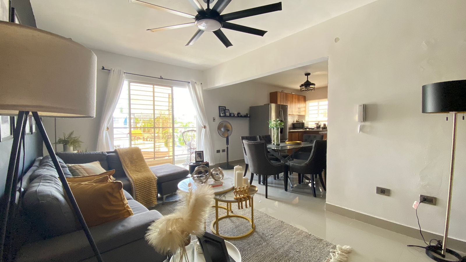 Hermoso y cómodo apartamento en SFM