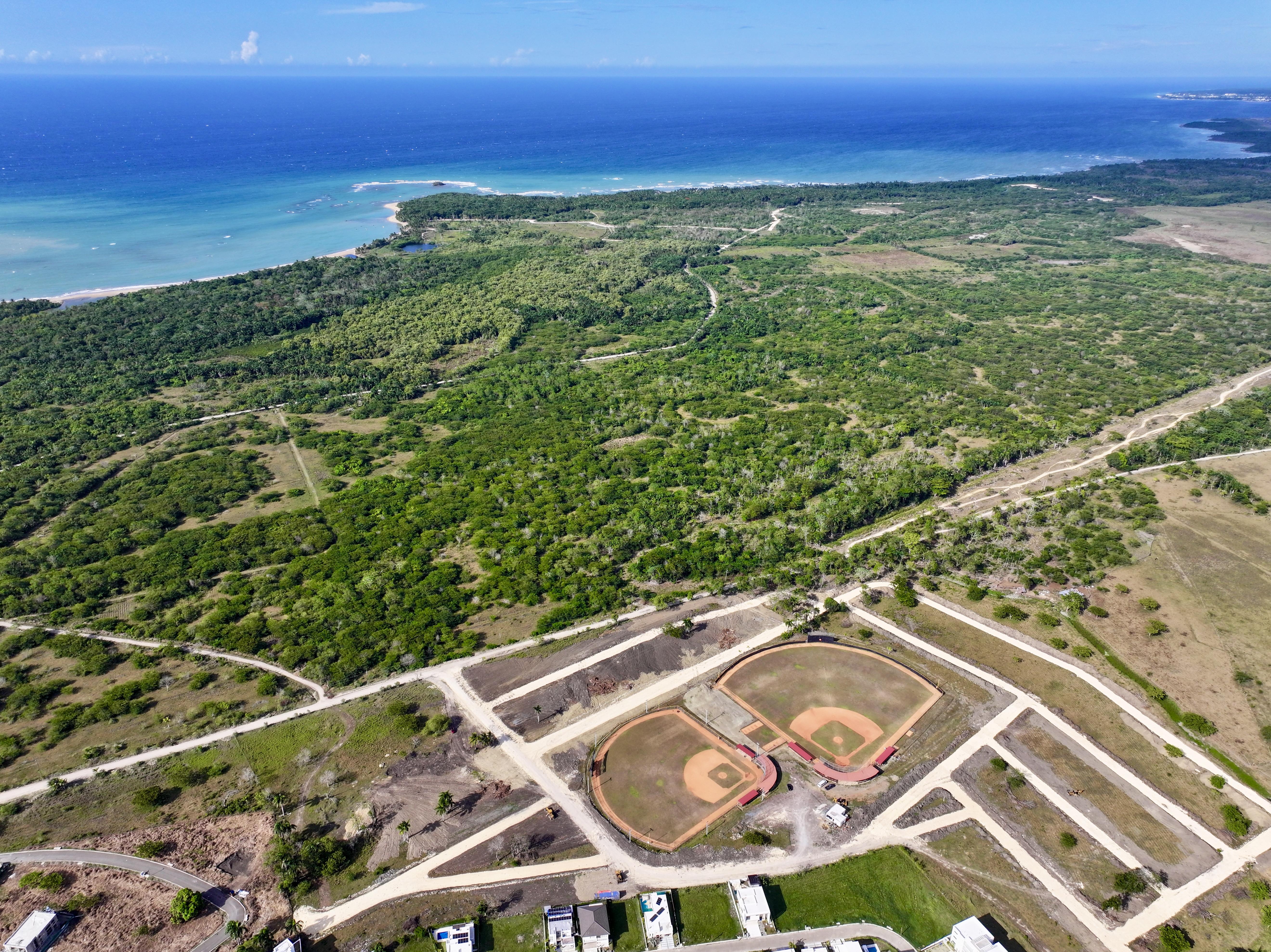 Solares cerca de Playa Bergantin, ideal para villas