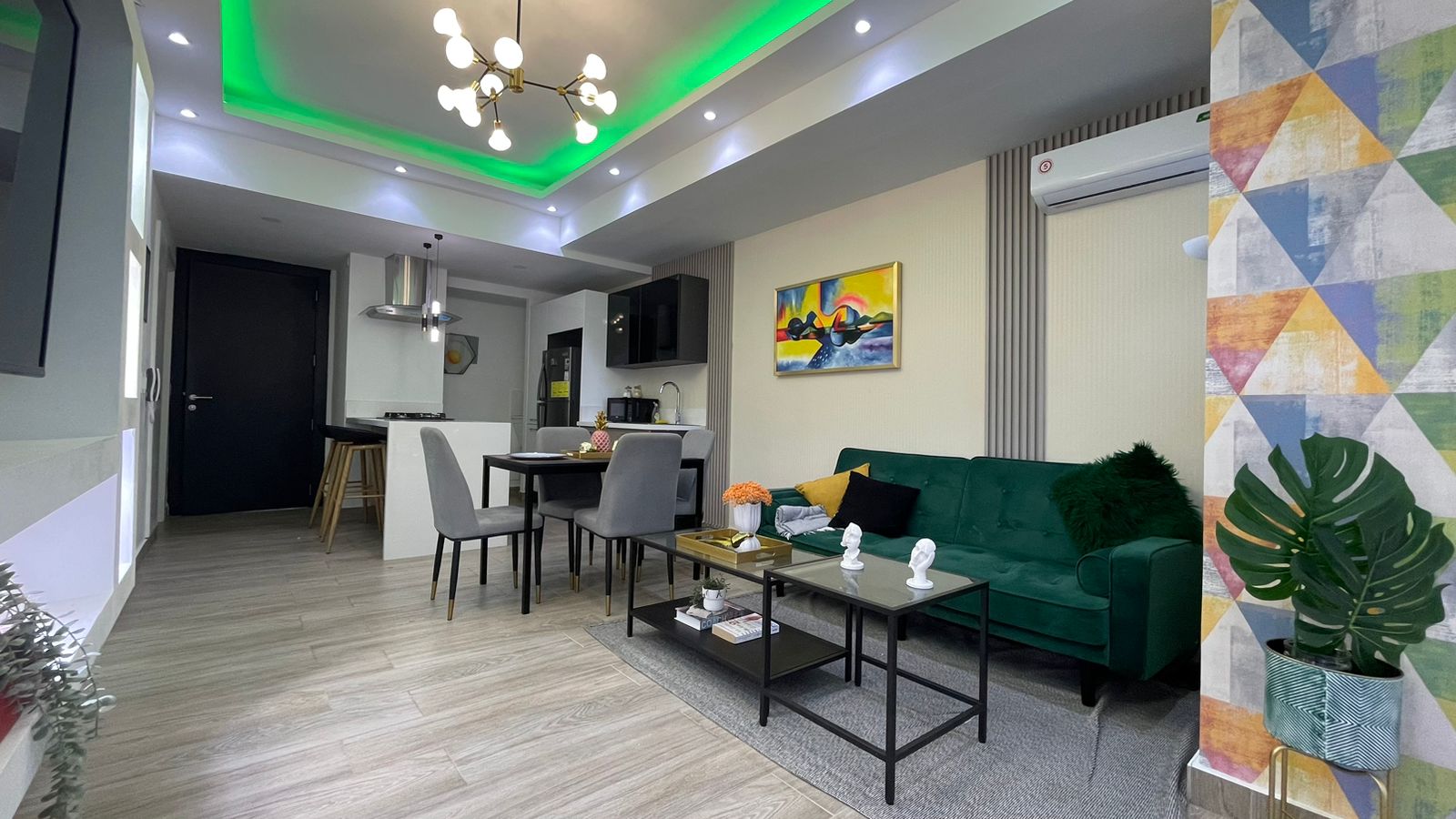 Coqueto apartamento en bella vista torre nueva en venta