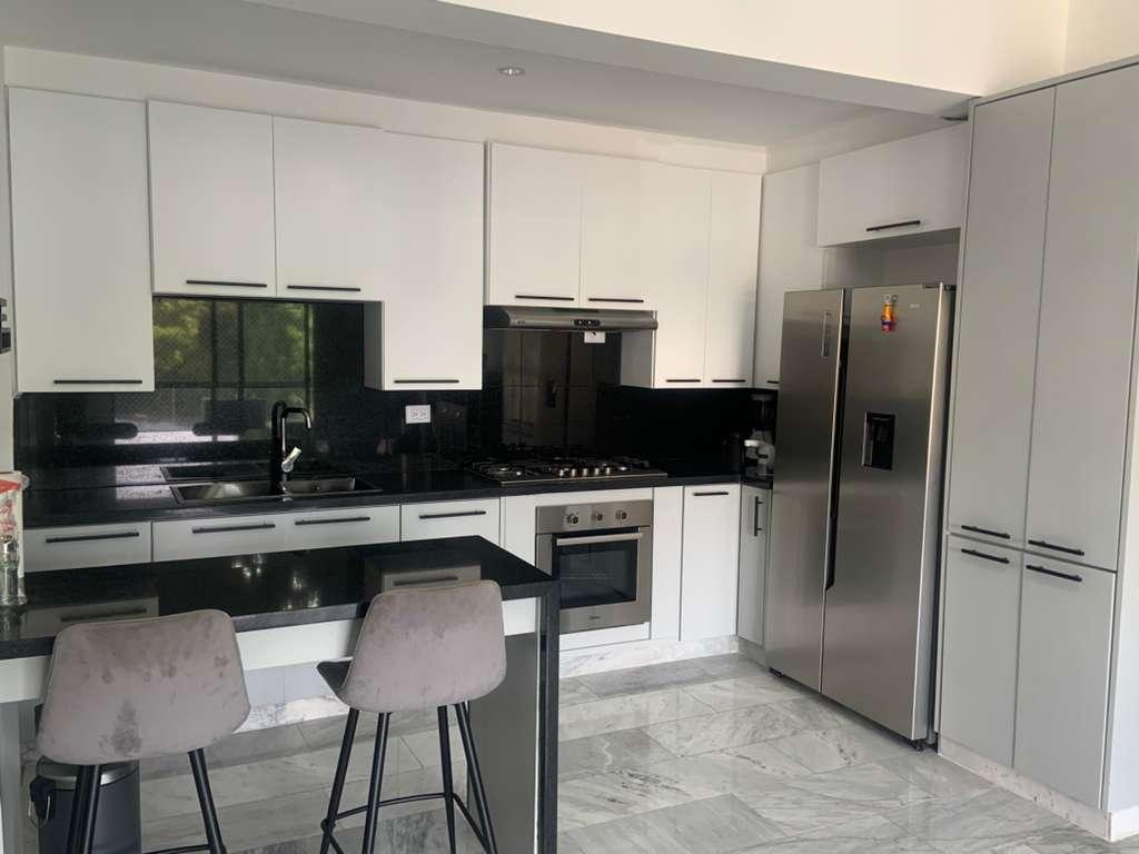 Apartamento con Vista Panorámica en Santiago