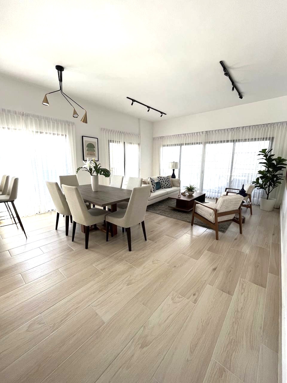 TORRE EN NACO CON EXCELENTE DISTRIBUCIÓN