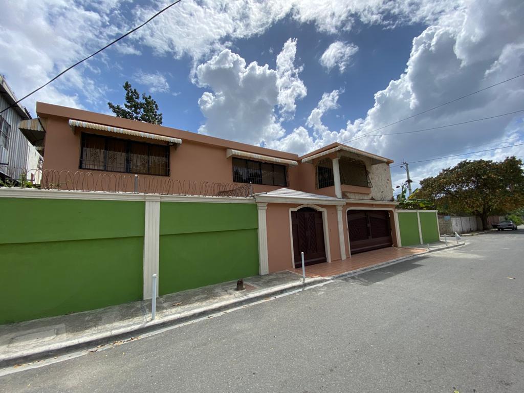 Casa Tropical Del Este