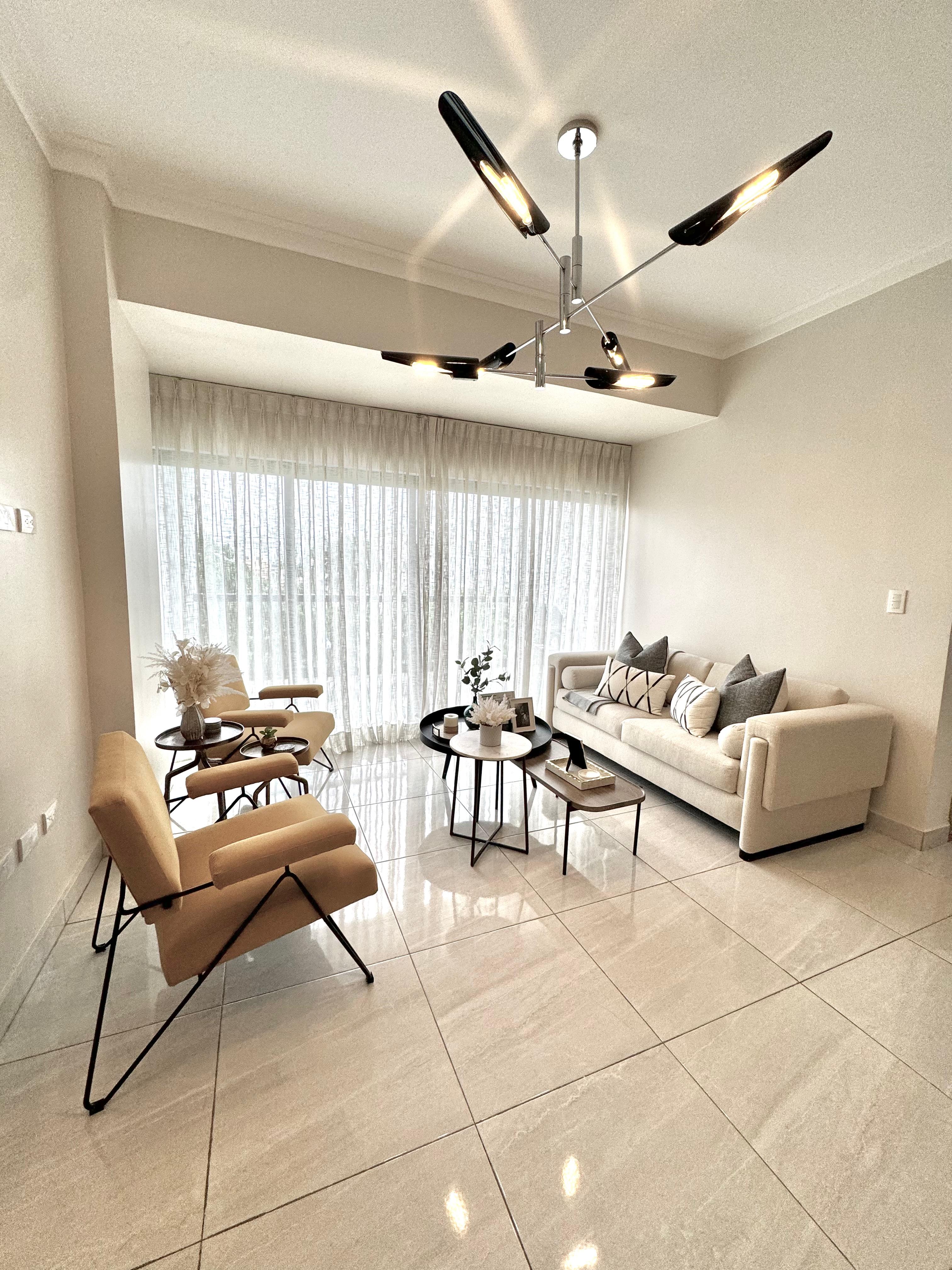 Apartamento en Evaristo Morales con menos de un año de uso