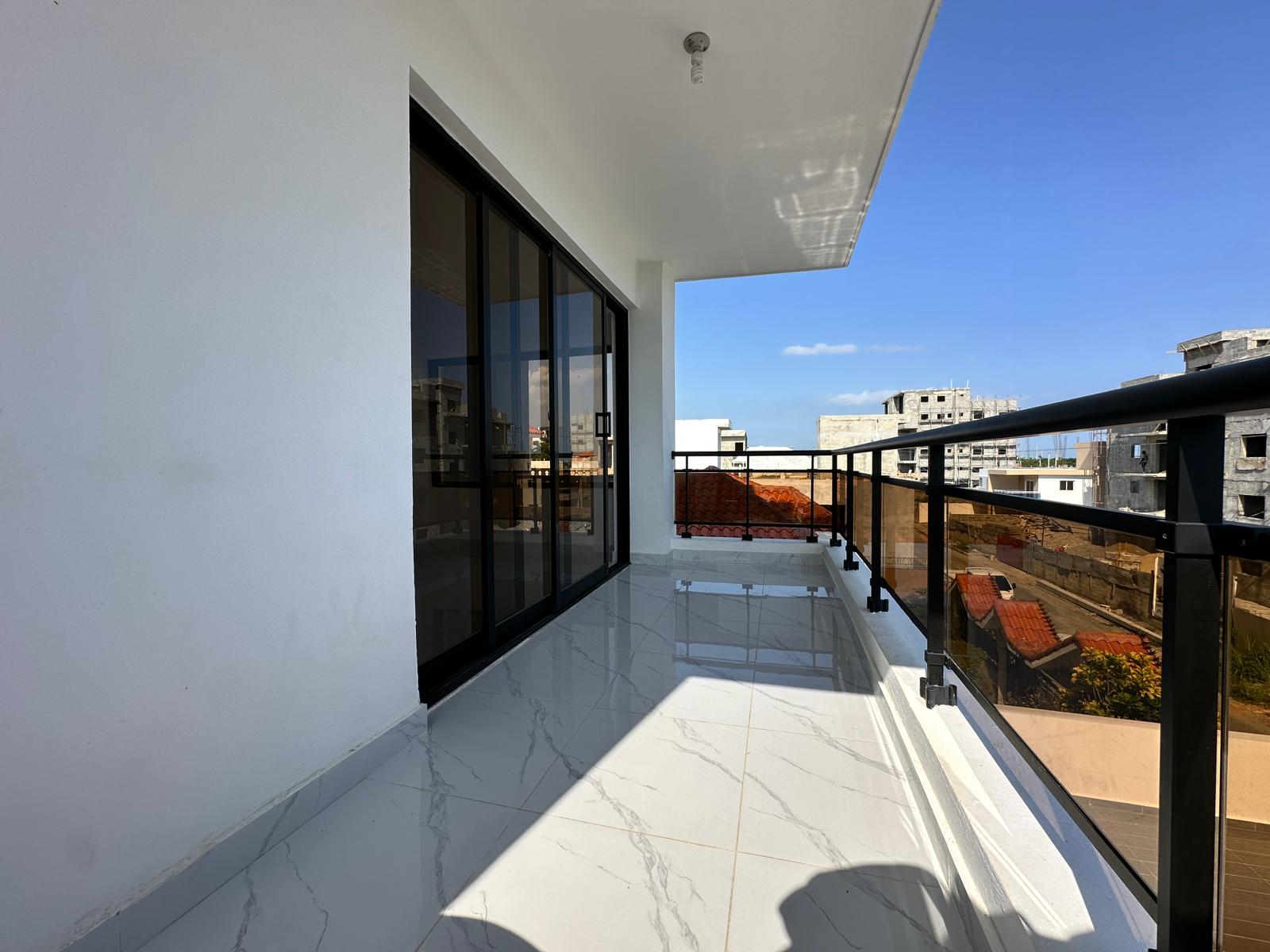 APARTAMENTOS PROXIMOS A LA AV. ECOLOGICA