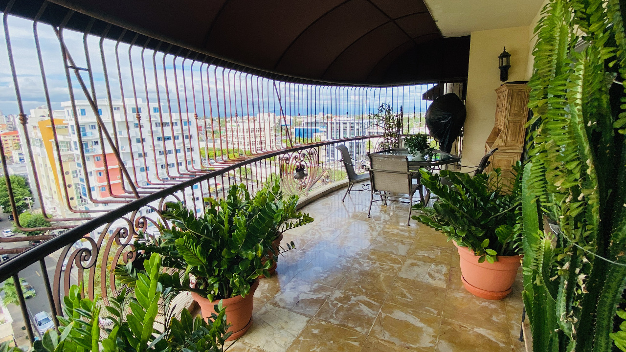 GRAN PENTHOUSE EN NACO