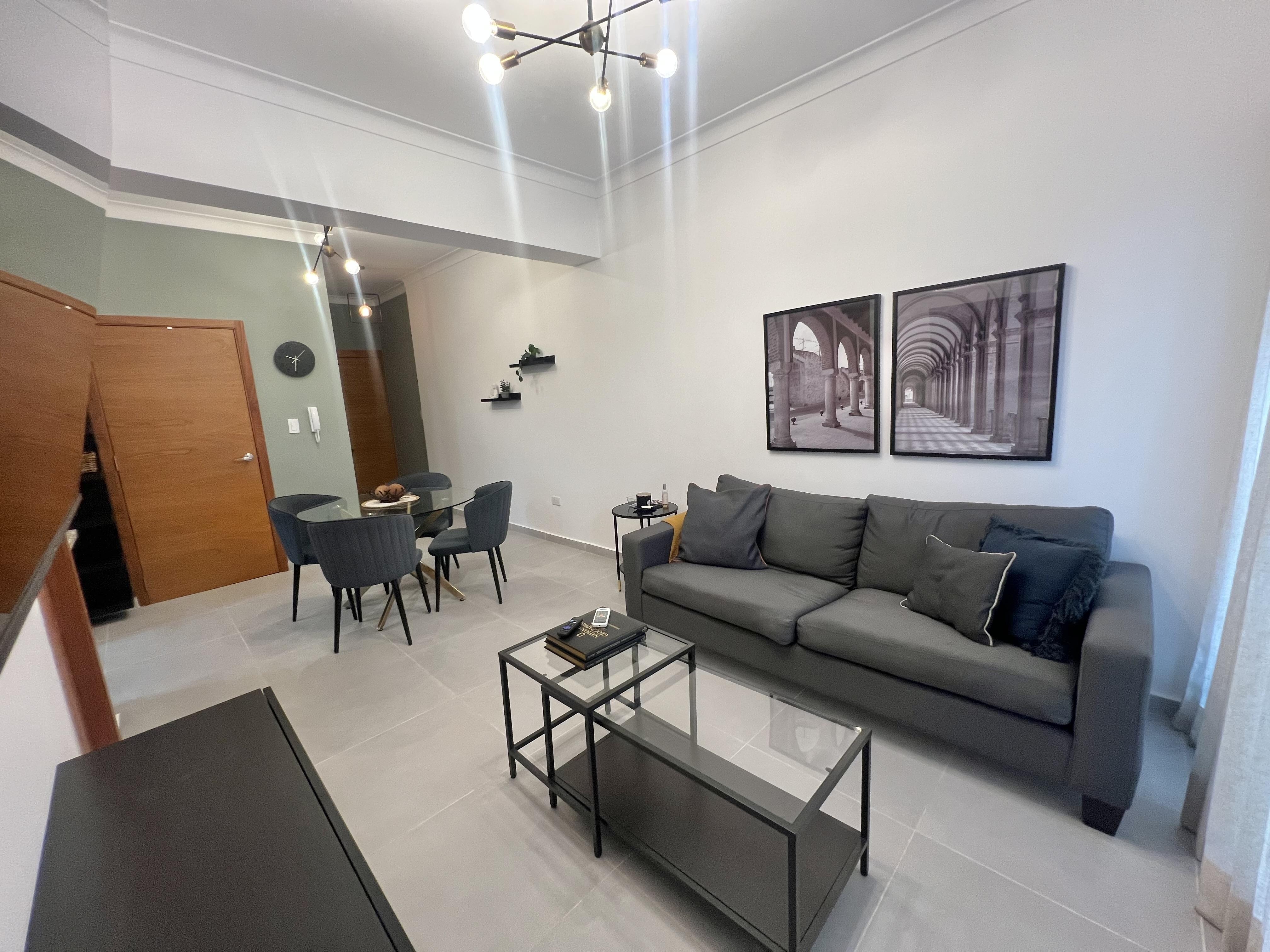 APARTAMENTO AMUEBLADO EN EVARISTO MORALES