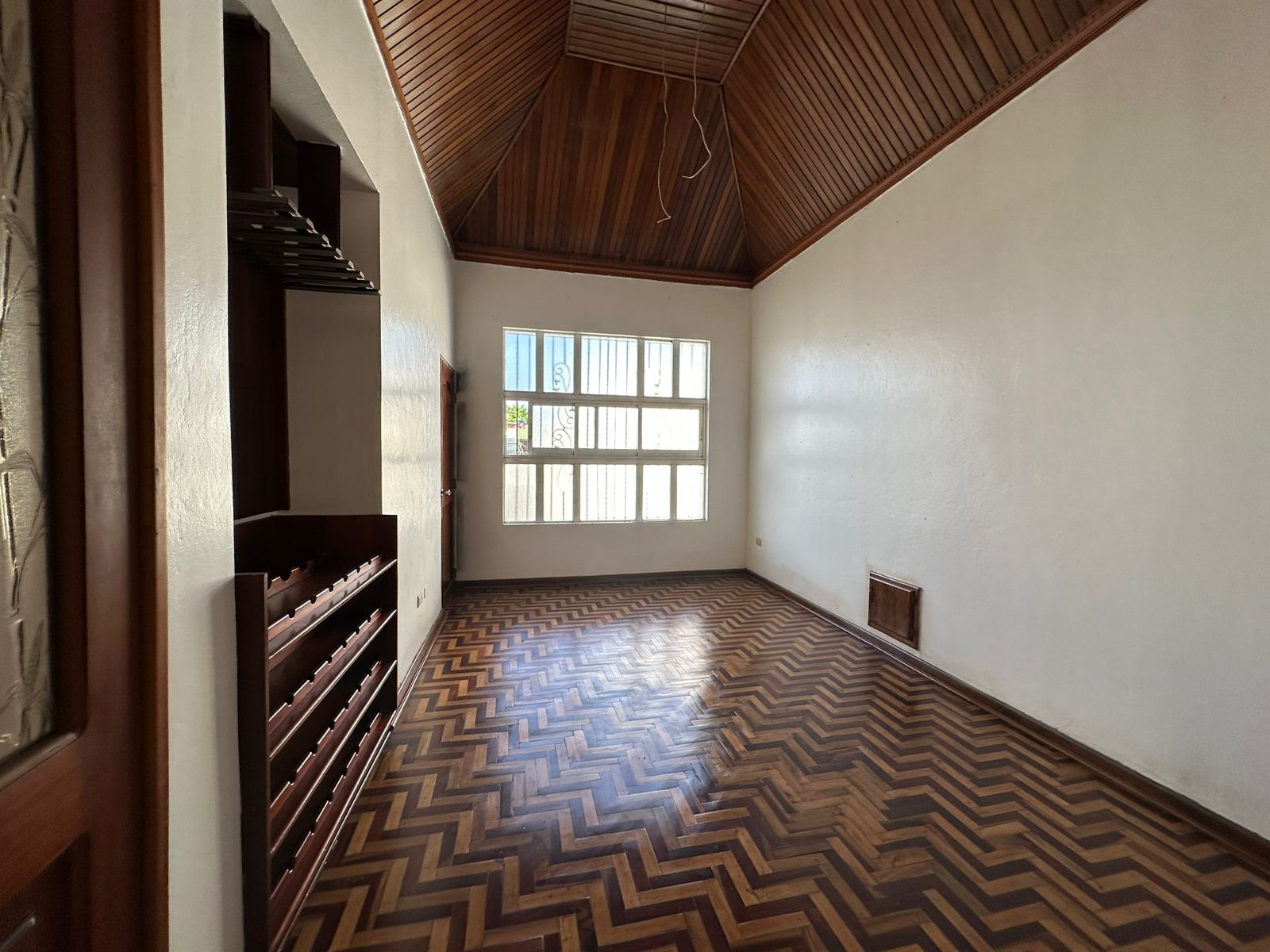 Casa con excelente ubicación comercial