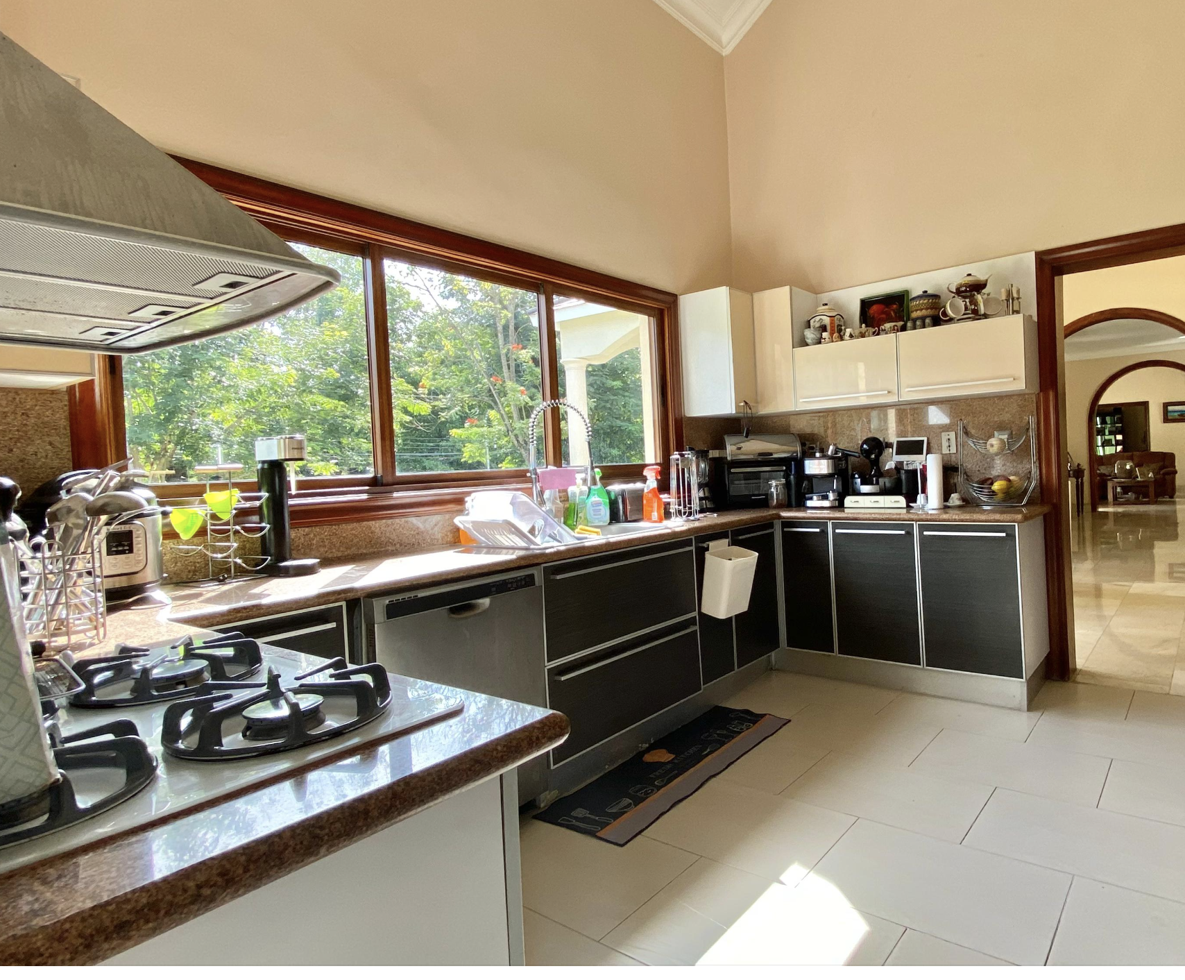 Se vende hermosa casa en Cuesta Hermos II