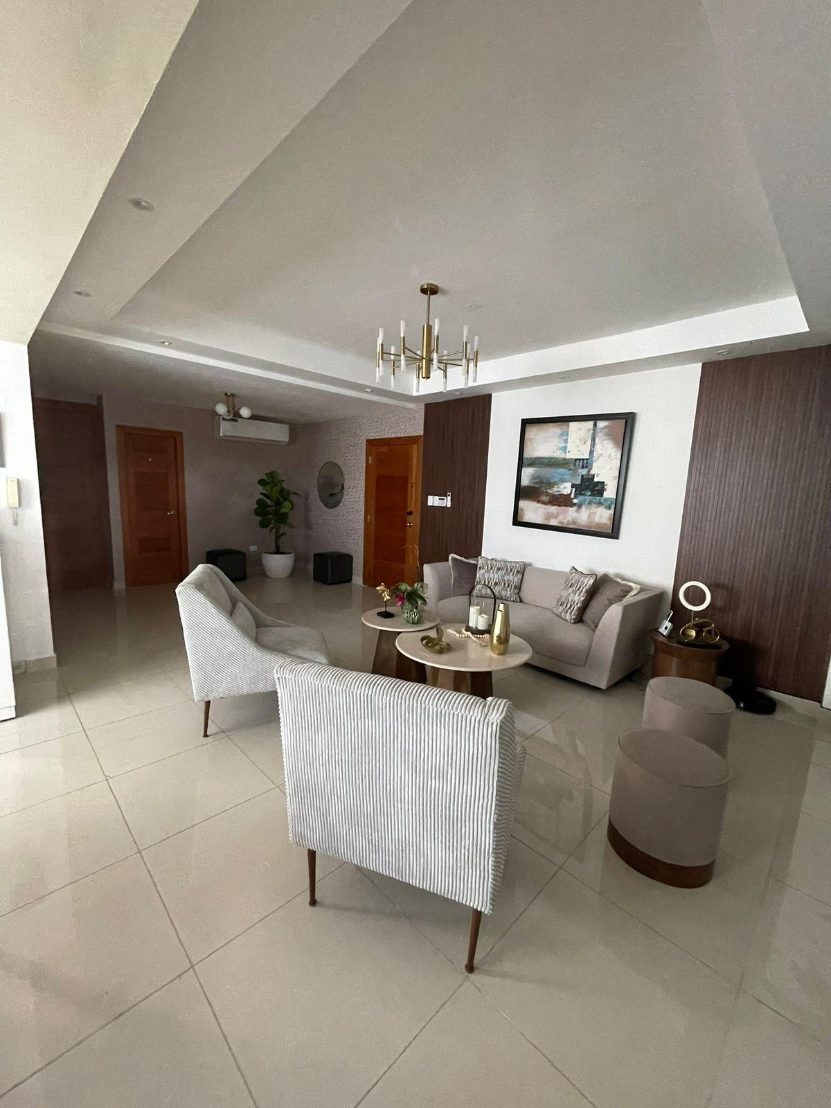 Acogedor apartamento de 4 habitaciones en los prados