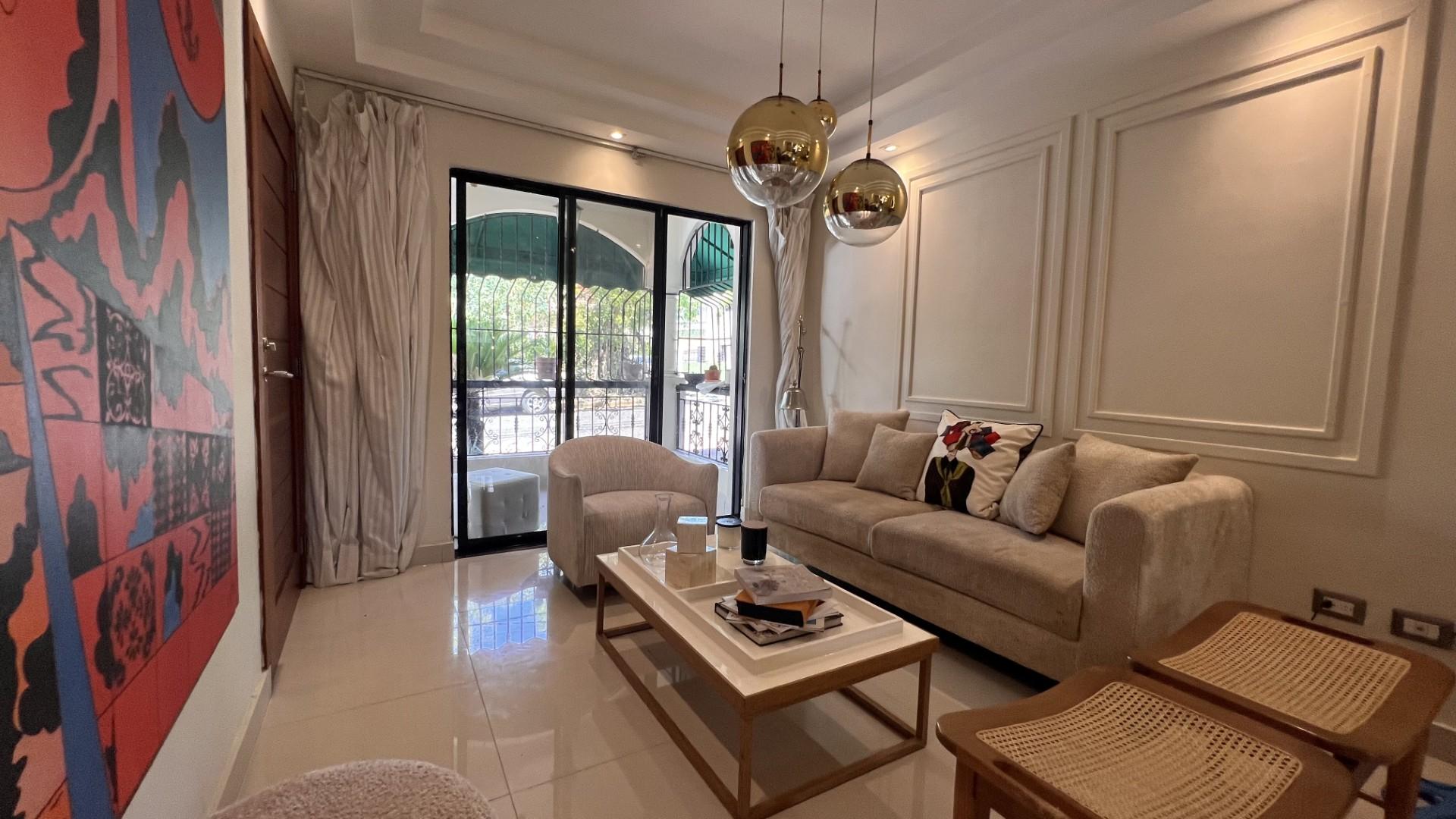 Apartamento Familiar en Venta – ¡Ubicación Estratégica en San Isidro!