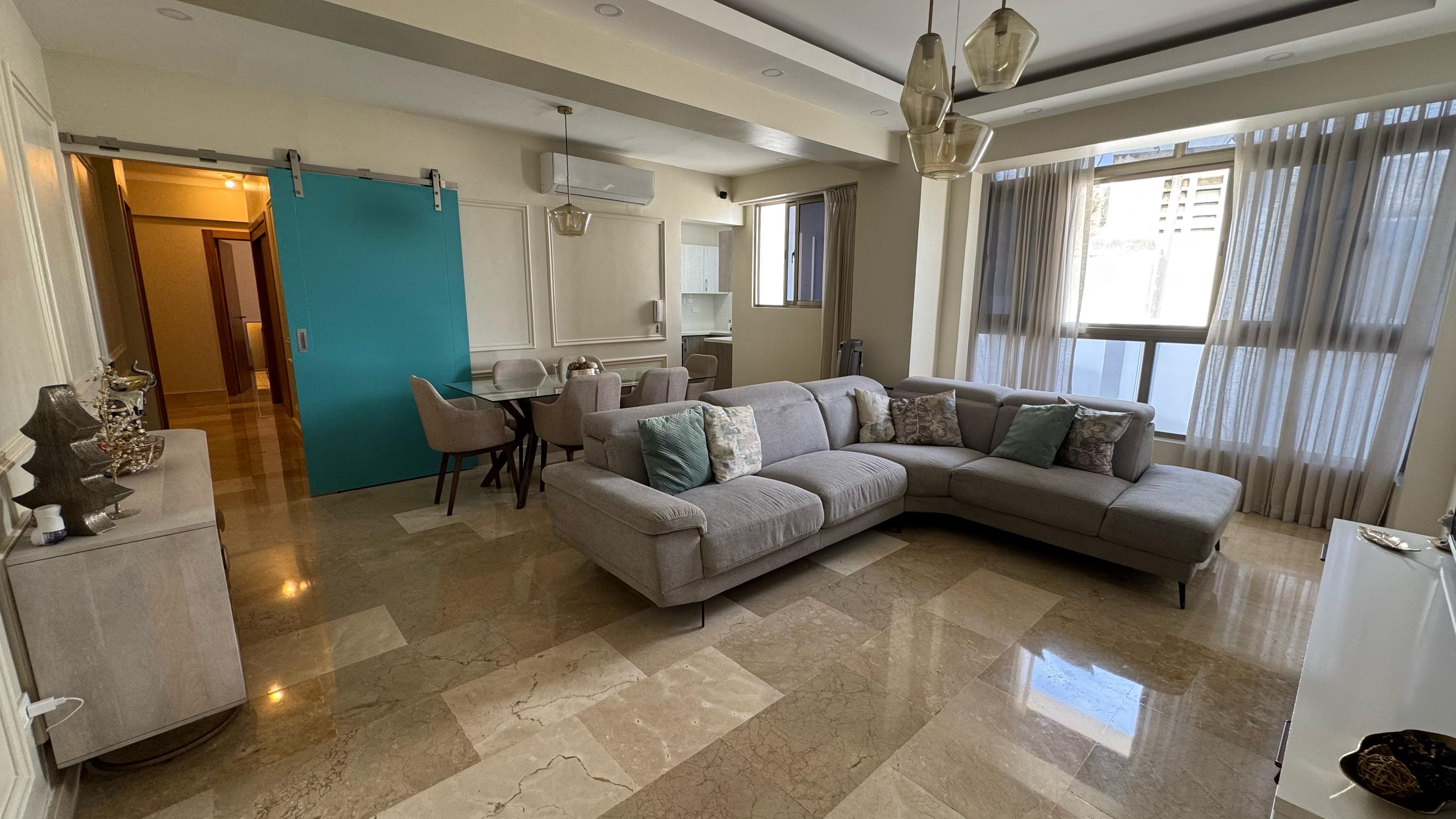 Hermoso Apartamento en Renacimiento