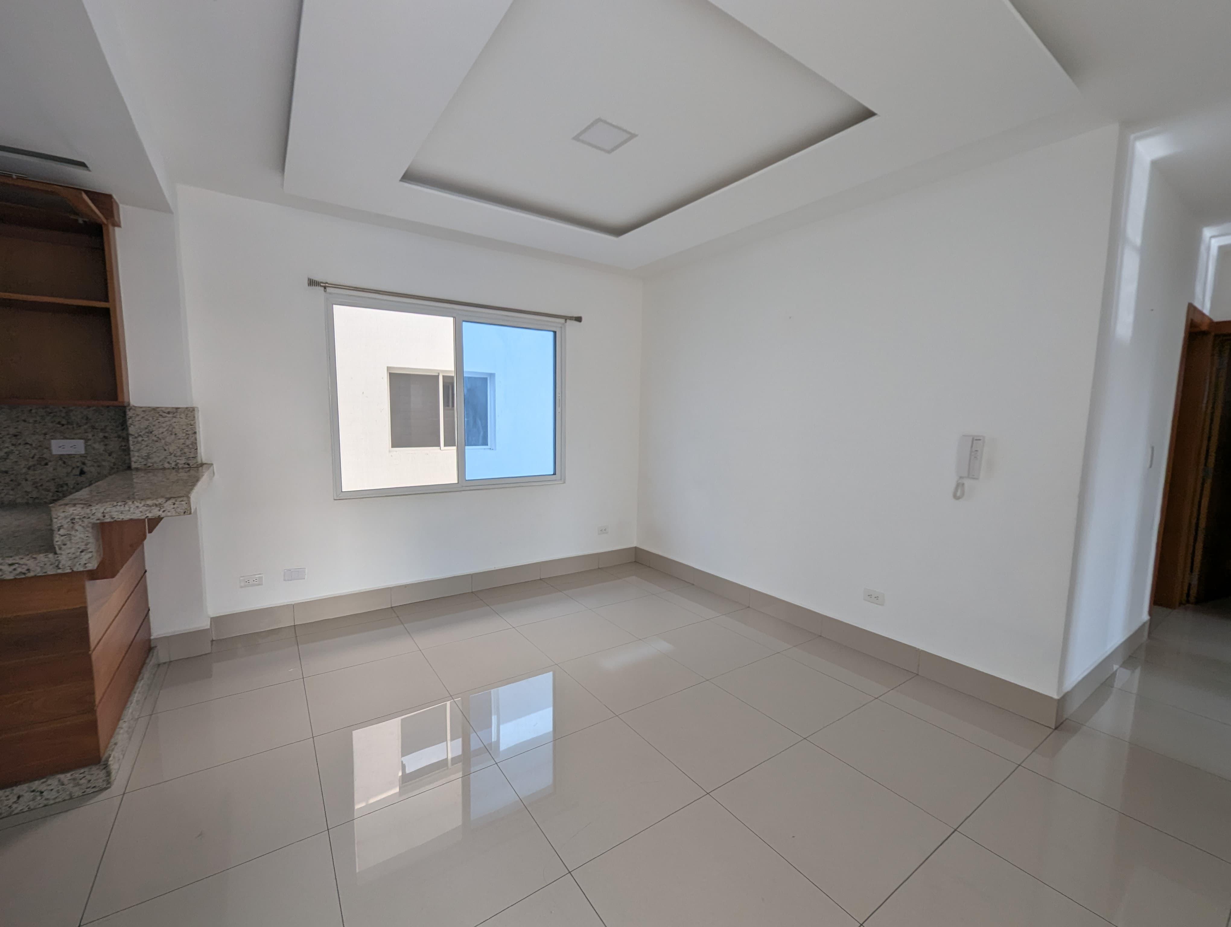 Venta de Apartamento en Gurabo: 3 Habitaciones, 2 parqueos, piscina Residencial Cerrado