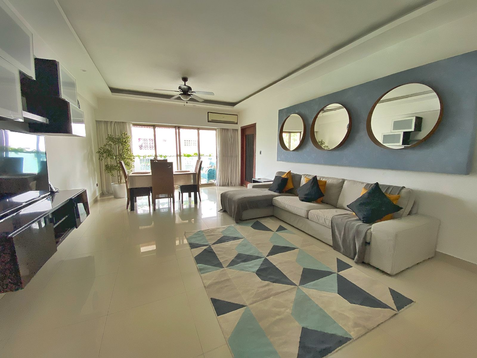 Apartameto moderno y amueblado proximo al Mirador Sur y a unos minutos de downtown Center