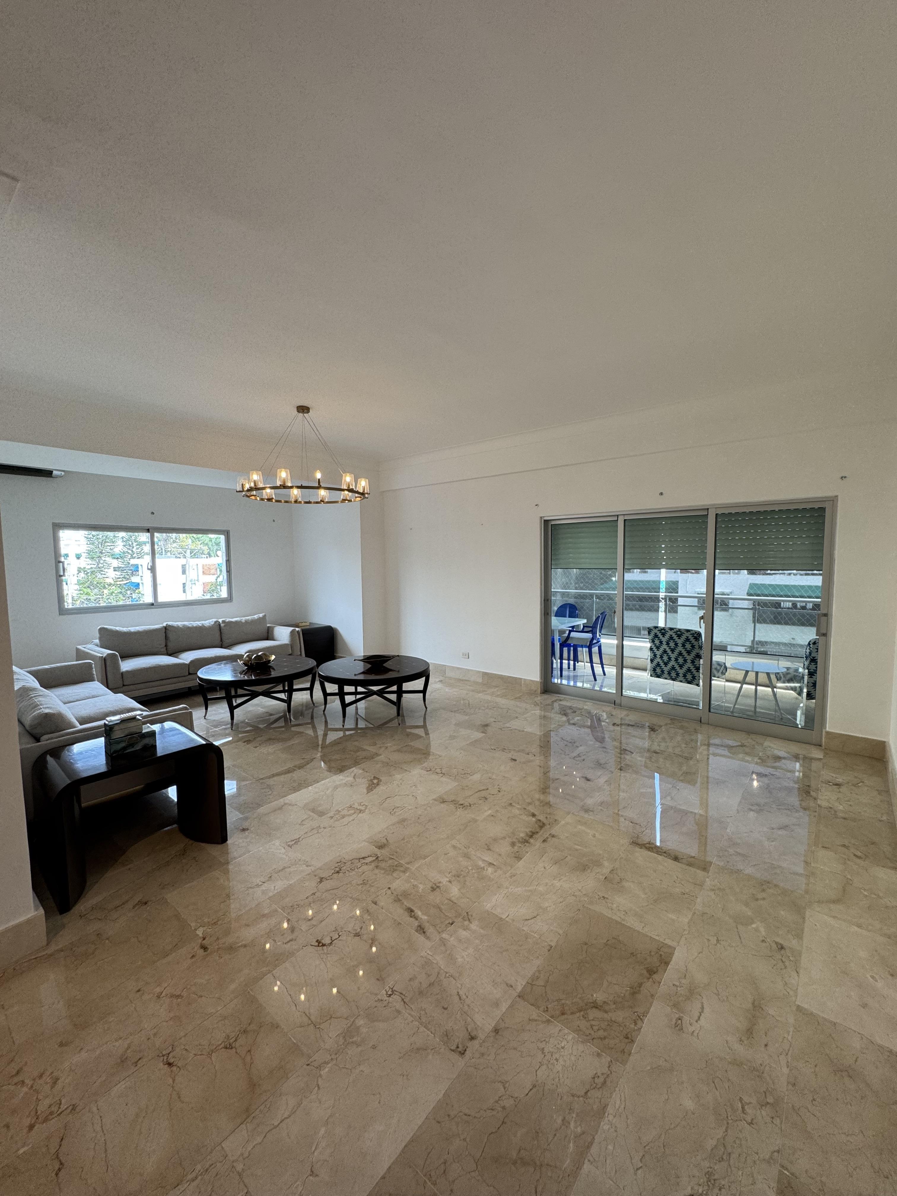 Exclusivo apartamento en los cacicazgos