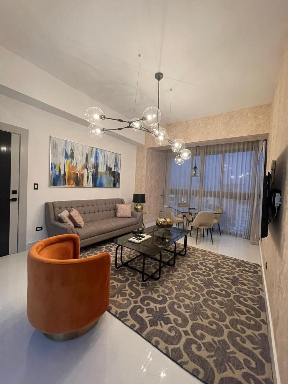 Coqueto apart de 2 Hab en piantini 130 mts / $385 mil. us