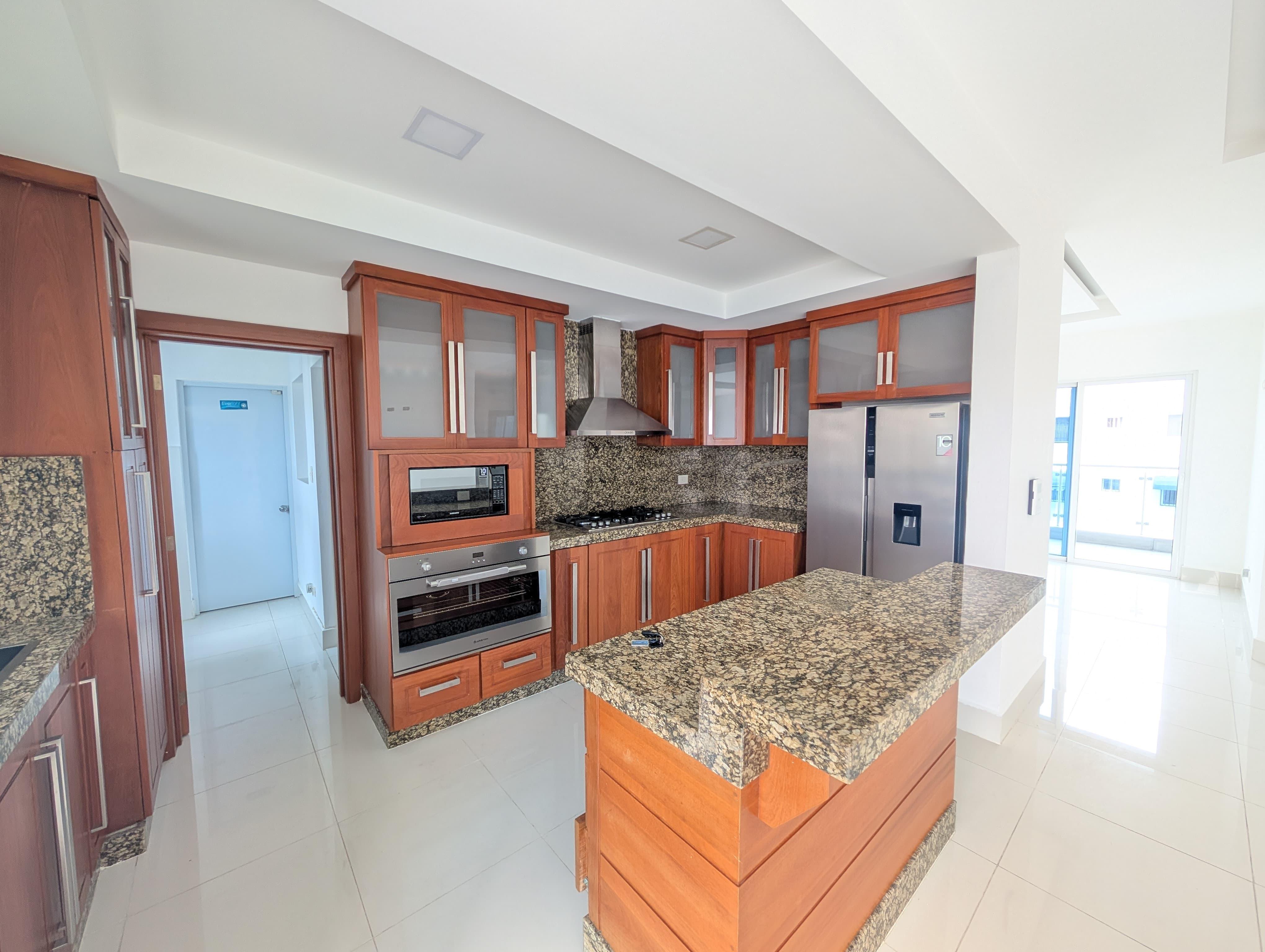 Apartamento en Alquiler en Santiago | 3 Hab, Elevador, Gimnasio, Seguridad 24/7 –