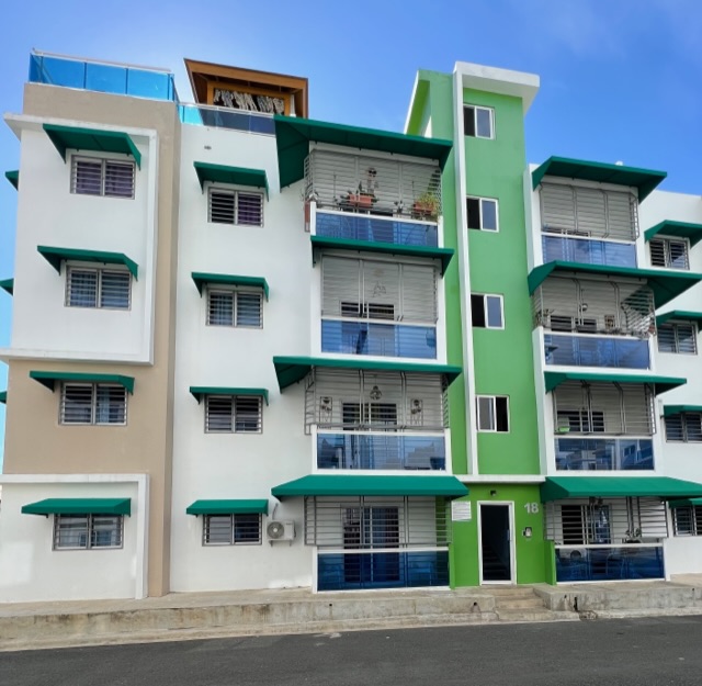 Hermoso apartamento en primer nivel con patio