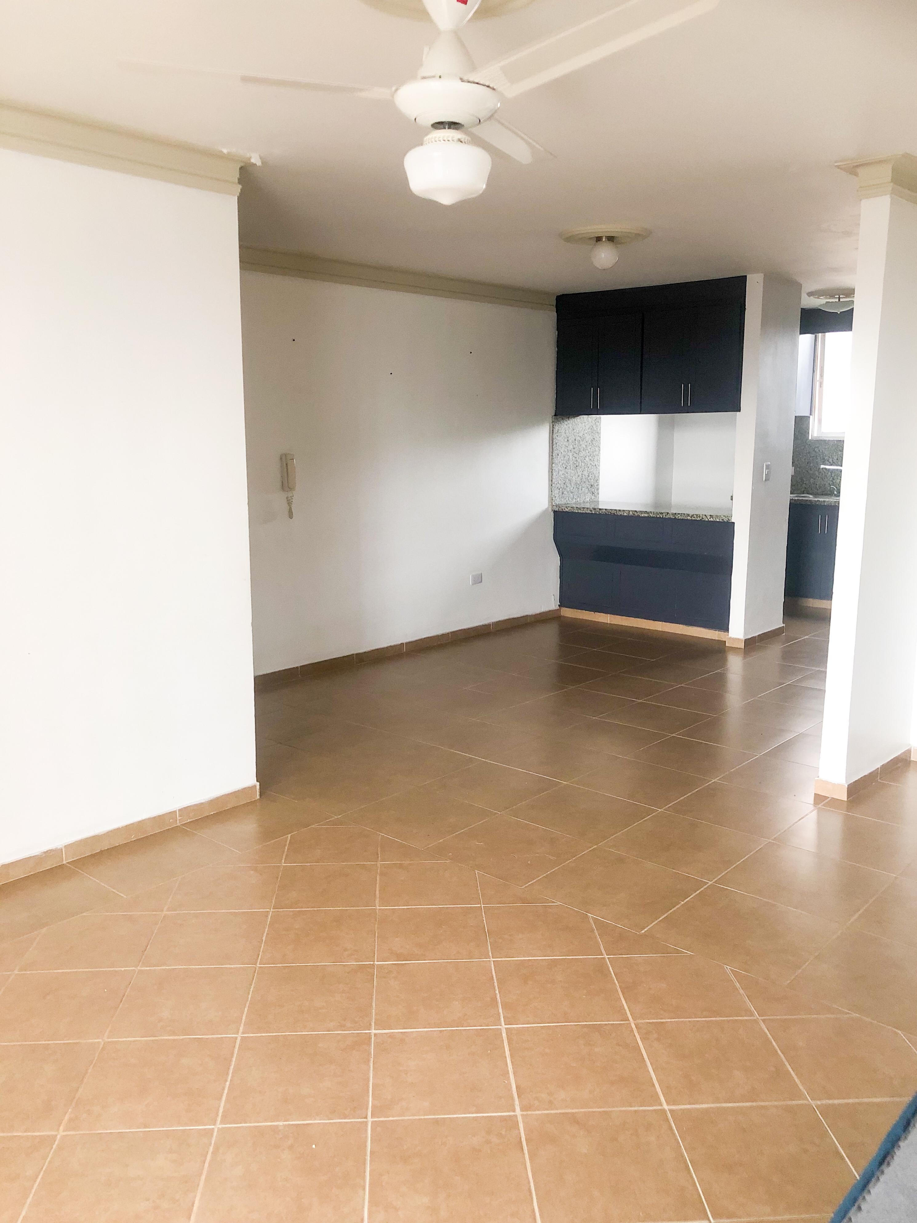 Amplio apartamento familiar de estilo clásico