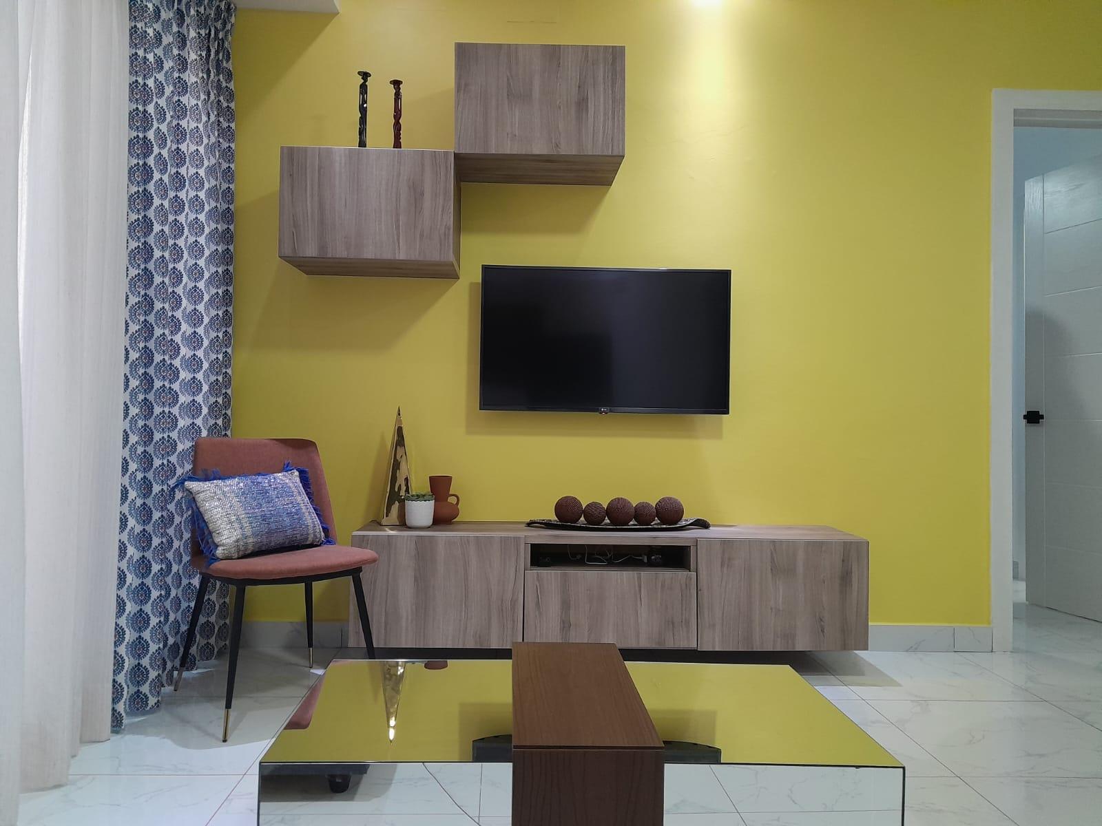 Evaristo Morales, apartamento Amueblado de 1 habitación, 1.5 baños, 1 parqueo