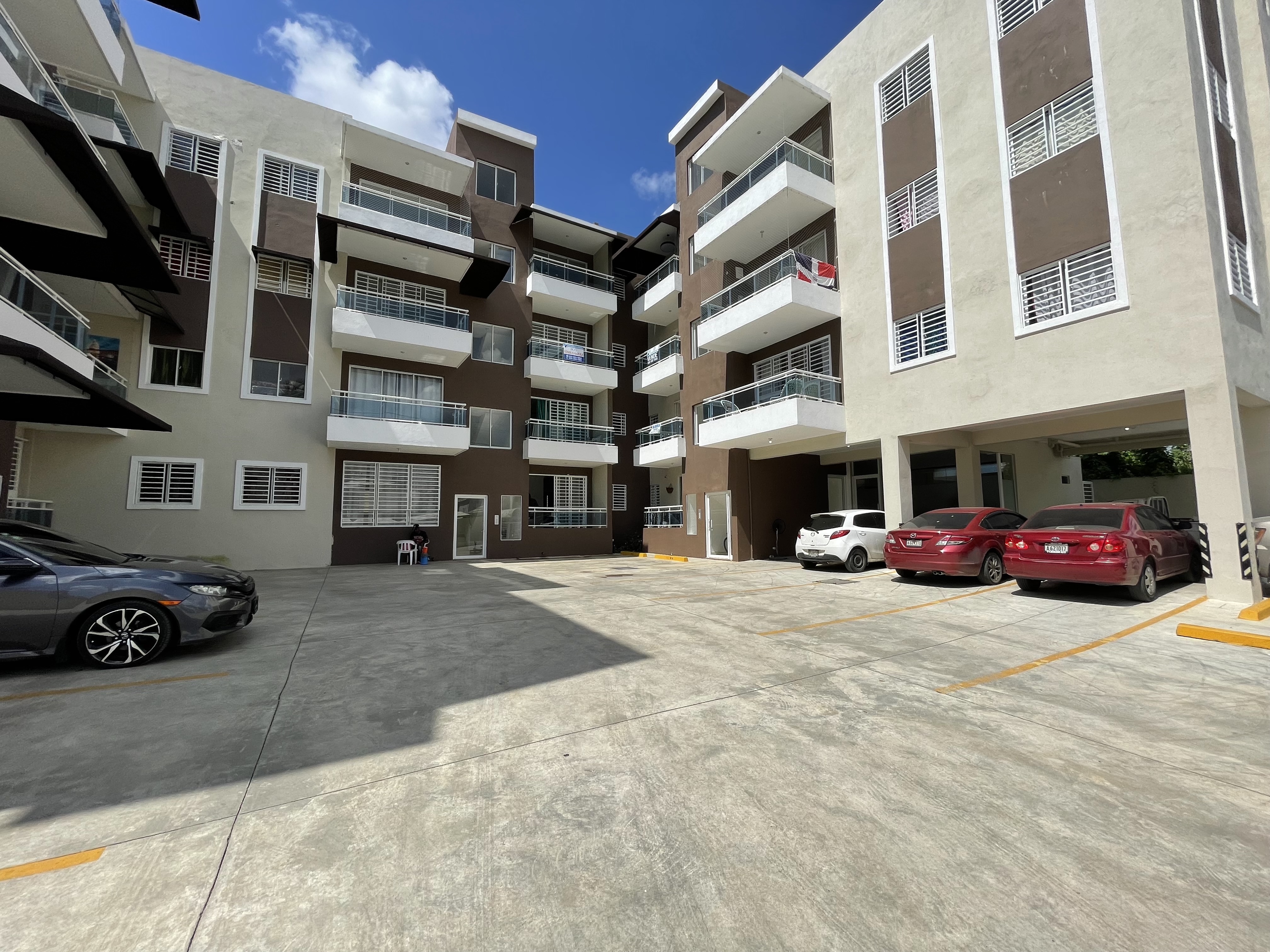 MODERNO APARTAMENTO FAMILIAR