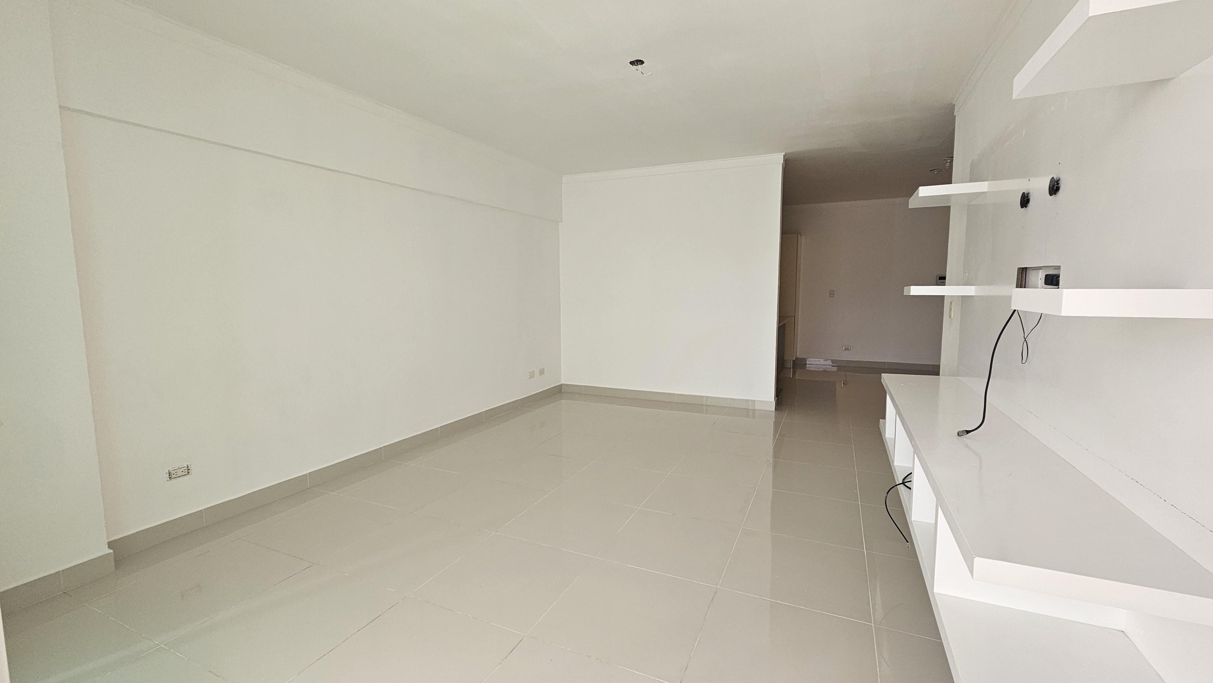 Amplio y ventilado apartamento de 3 Habitaciones en El MIllon