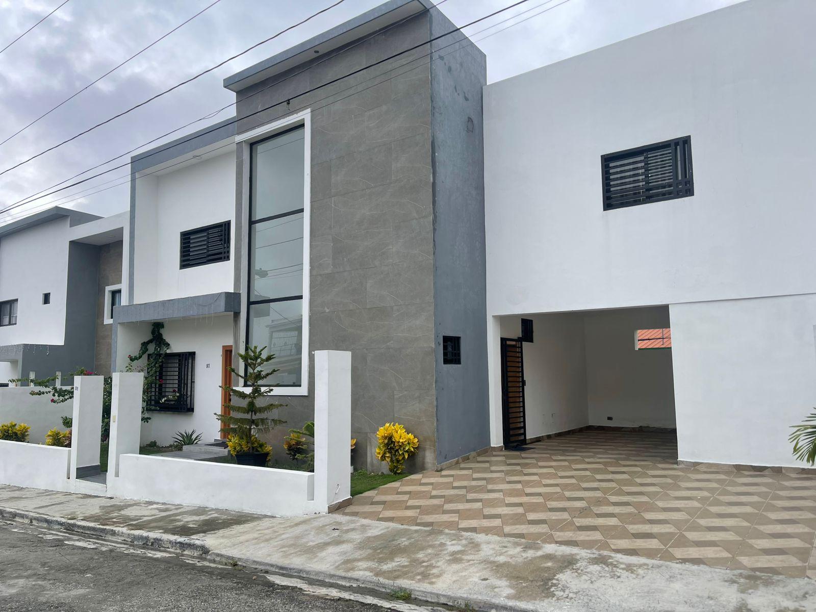 EXCLUSIVA CASA EN SANTO DOMINGO OESTE!