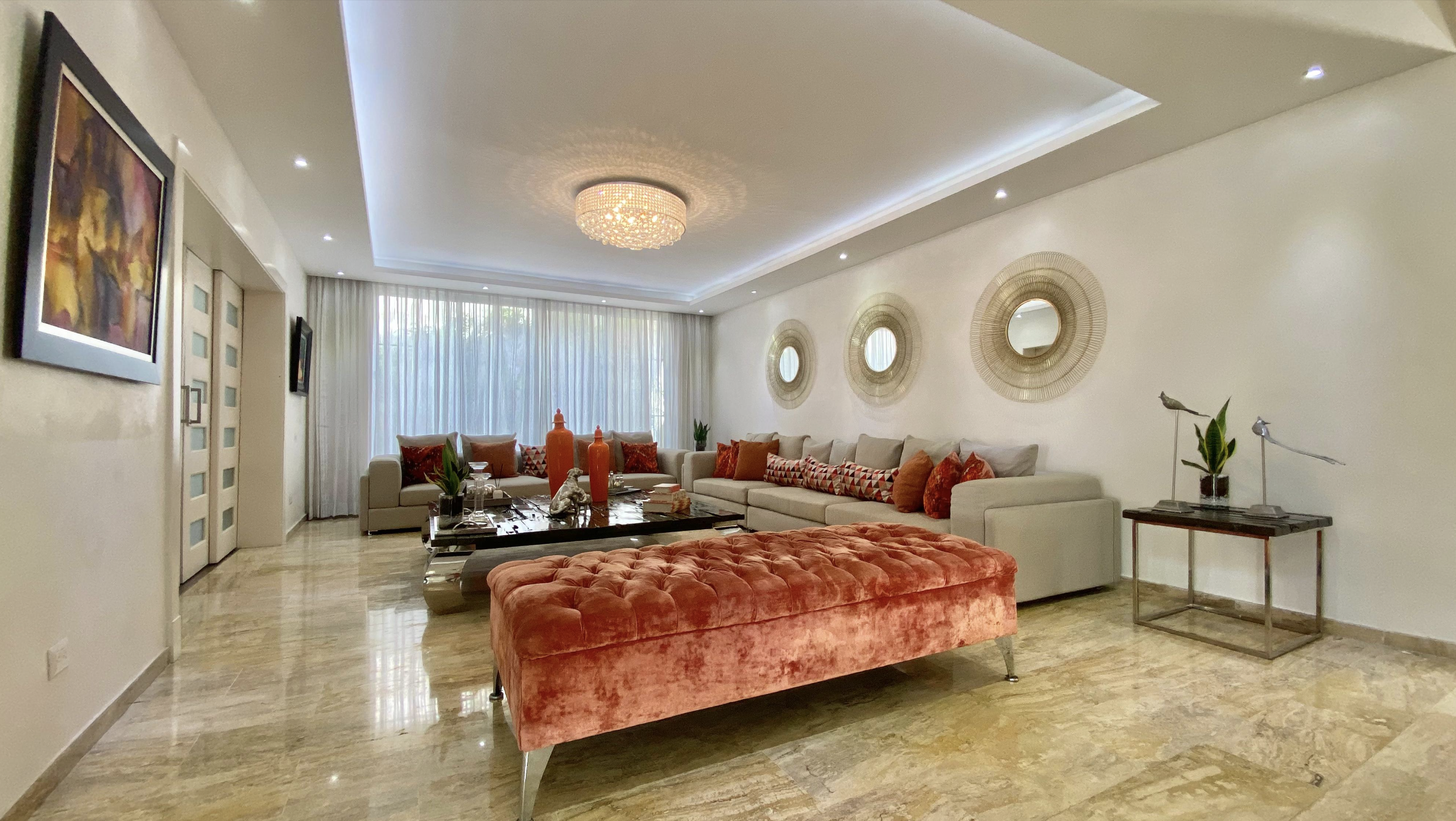 Hermosa casa en venta en Altos de Arroyo Hondo III